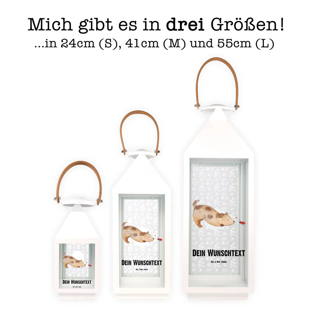 Personalisierte Deko Laterne Hund Marienkäfer Terrasse-Laterne Mit Wunschnamen, Hängeleuchte, LED-Laterne Mit Namensgravur, Laterne Mit Griff Und Wunschname, Windlicht, Klassische Laterne Mit Namensgravur, Spiegelglas-Laterne Mit Namensdruck, Hängelaterne Mit Namensgravur, Innenraum-Laterne Mit Namen, Minimalistische Laterne Mit Namen, Orientalische Laterne Mit Namensdruck, Hängelaterne Deko Mit Namen, Personalisierte Deko Laterne, Laternenwindlicht Mit Namen, Weiße Laterne Mit Wunschname, Metall Laterne, Laternen-Set Personalisiert, Gartenlaterne Personalisiert, Laterne Mit Sternenmuster Und Namen, Lichterlaterne Mit Wunschname, Motivlaterne Mit Namensgravur, Leuchten, Teelichthalter Laterne Mit Wunschname, Skandinavische Laterne Mit Namen, Maritim-Laterne Mit Wunschname, Beleuchtete Laterne Mit Namen, Laterne Mit Blumenmotiv Und Wunschname, Vintage-Laterne Personalisiert, Dekolaterne Mit Wunschname, Windlichtlaterne Mit Namensgravur, XXL-Laterne Mit Wunschname, Lichterkettenlaterne Mit Namen, Glaslaterne Mit Wunschname, Kerzenlaterne Mit Namensdruck, Landhausstil-Laterne Mit Namen, Deko Laterne Mit Namen, Outdoor-Laterne Mit Wunschname, Holzlaterne Mit Namensdruck, Moderne Laterne Mit Namen, Wetterfeste Laterne Mit Wunschname, Pastellfarbene Laterne Mit Namensdruck, Kleine Laterne Mit Namensdruck, Deko Laterne, Shabby-Chic-Laterne Mit Wunschname, Metalllaterne Mit Namen, Rustikale Laterne Mit Namensgravur, Stellbare Laterne Mit Namen, Romantische Laterne Mit Wunschname, Laterne Deko Mit Namen, Tischlaterne Mit Wunschname, Sprüche, Hund, Hunderasse, Hundebesitzer, Hundemotiv, Haustier, Tierliebhaber, Hundespruch, Mischling, Hunde, Marienkäfer, Mischlinghund