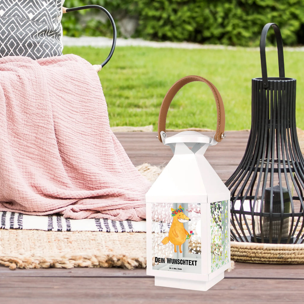 Personalisierte Deko Laterne Fuchs Blumenliebe Deko Laterne Mit Namen, Shabby-Chic-Laterne Mit Wunschname, XXL-Laterne Mit Wunschname, Metall Laterne, Teelichthalter Laterne Mit Wunschname, Gartenlaterne Personalisiert, Outdoor-Laterne Mit Wunschname, Wetterfeste Laterne Mit Wunschname, Laterne Mit Griff Und Wunschname, Orientalische Laterne Mit Namensdruck, Leuchten, Laterne Mit Blumenmotiv Und Wunschname, Weiße Laterne Mit Wunschname, Dekolaterne Mit Wunschname, Laterne Mit Sternenmuster Und Namen, Windlicht, Minimalistische Laterne Mit Namen, Skandinavische Laterne Mit Namen, LED-Laterne Mit Namensgravur, Terrasse-Laterne Mit Wunschnamen, Maritim-Laterne Mit Wunschname, Innenraum-Laterne Mit Namen, Holzlaterne Mit Namensdruck, Rustikale Laterne Mit Namensgravur, Tischlaterne Mit Wunschname, Hängeleuchte, Deko Laterne, Vintage-Laterne Personalisiert, Kleine Laterne Mit Namensdruck, Spiegelglas-Laterne Mit Namensdruck, Lichterlaterne Mit Wunschname, Klassische Laterne Mit Namensgravur, Romantische Laterne Mit Wunschname, Lichterkettenlaterne Mit Namen, Laternenwindlicht Mit Namen, Pastellfarbene Laterne Mit Namensdruck, Motivlaterne Mit Namensgravur, Hängelaterne Deko Mit Namen, Laternen-Set Personalisiert, Moderne Laterne Mit Namen, Stellbare Laterne Mit Namen, Beleuchtete Laterne Mit Namen, Windlichtlaterne Mit Namensgravur, Personalisierte Deko Laterne, Laterne Deko Mit Namen, Hängelaterne Mit Namensgravur, Landhausstil-Laterne Mit Namen, Glaslaterne Mit Wunschname, Metalllaterne Mit Namen, Kerzenlaterne Mit Namensdruck, Fuchs, Blumen, Freude, Füchse, Blumenmädchen, Fuchsmädchen, Motivation, Liebe, Fox, Ich, Selbstliebe, Freundin, Blume, Freundinnen, Liebesbeweis, Mich