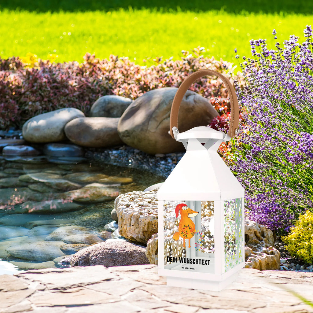 Personalisierte Deko Laterne Fuchs Weihnachten Laterne Mit Griff Und Wunschname, Hängelaterne Deko Mit Namen, Laterne Deko Mit Namen, Laterne Mit Sternenmuster Und Namen, Wetterfeste Laterne Mit Wunschname, XXL-Laterne Mit Wunschname, Dekolaterne Mit Wunschname, Outdoor-Laterne Mit Wunschname, Shabby-Chic-Laterne Mit Wunschname, Hängelaterne Mit Namensgravur, Tischlaterne Mit Wunschname, Lichterkettenlaterne Mit Namen, Romantische Laterne Mit Wunschname, Moderne Laterne Mit Namen, Rustikale Laterne Mit Namensgravur, Lichterlaterne Mit Wunschname, Teelichthalter Laterne Mit Wunschname, Klassische Laterne Mit Namensgravur, Minimalistische Laterne Mit Namen, Metall Laterne, Weiße Laterne Mit Wunschname, Gartenlaterne Personalisiert, Windlicht, Orientalische Laterne Mit Namensdruck, Stellbare Laterne Mit Namen, Motivlaterne Mit Namensgravur, Kleine Laterne Mit Namensdruck, Laternen-Set Personalisiert, Laterne Mit Blumenmotiv Und Wunschname, Kerzenlaterne Mit Namensdruck, Innenraum-Laterne Mit Namen, Hängeleuchte, Holzlaterne Mit Namensdruck, Landhausstil-Laterne Mit Namen, Vintage-Laterne Personalisiert, Skandinavische Laterne Mit Namen, Terrasse-Laterne Mit Wunschnamen, Spiegelglas-Laterne Mit Namensdruck, Personalisierte Deko Laterne, Glaslaterne Mit Wunschname, Leuchten, Laternenwindlicht Mit Namen, Maritim-Laterne Mit Wunschname, Windlichtlaterne Mit Namensgravur, Pastellfarbene Laterne Mit Namensdruck, Deko Laterne Mit Namen, LED-Laterne Mit Namensgravur, Beleuchtete Laterne Mit Namen, Deko Laterne, Metalllaterne Mit Namen, Weihnachten, Winter, Weihnachtsdeko, Nikolaus, Advent, Heiligabend, Wintermotiv, Geschenk Weihnachten, Füchse, Fuchs, Weihnachtsmann, Weihnachtszeit, Spruch schön