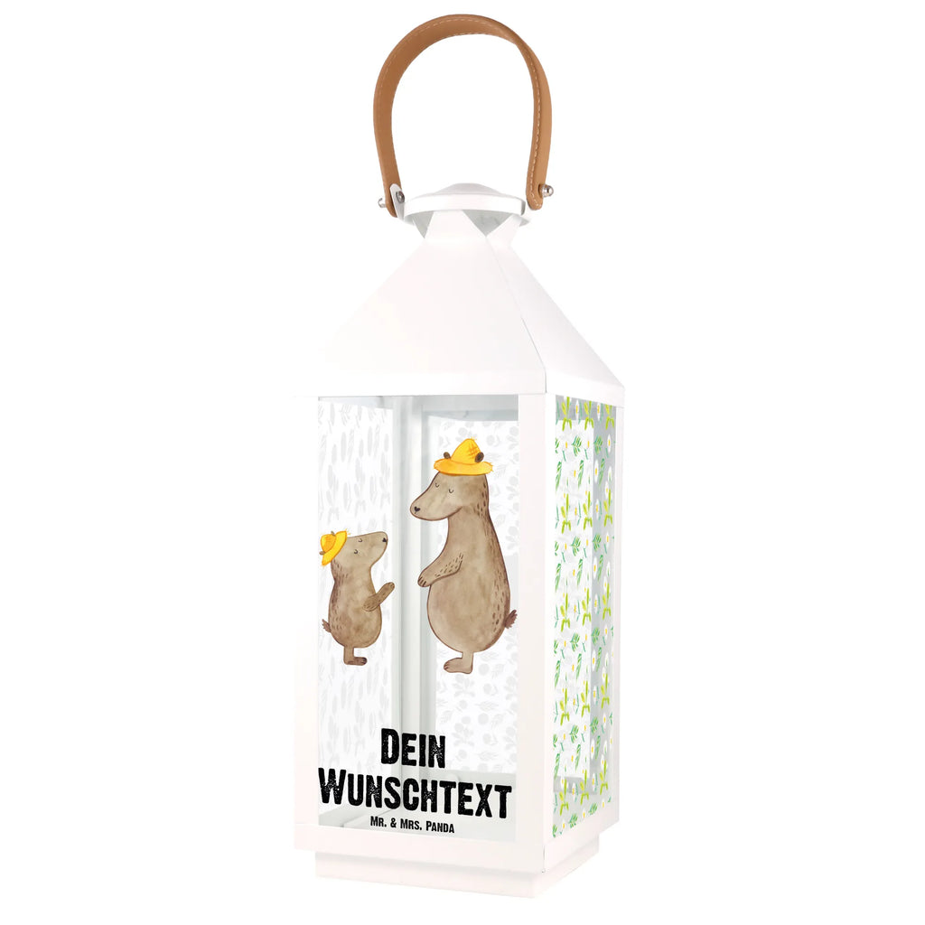 Personalisierte Deko Laterne Bären mit Hut Romantische Laterne Mit Wunschname, Metall Laterne, Rustikale Laterne Mit Namensgravur, Laternen-Set Personalisiert, Orientalische Laterne Mit Namensdruck, Klassische Laterne Mit Namensgravur, Skandinavische Laterne Mit Namen, Stellbare Laterne Mit Namen, Glaslaterne Mit Wunschname, Minimalistische Laterne Mit Namen, Maritim-Laterne Mit Wunschname, Windlichtlaterne Mit Namensgravur, XXL-Laterne Mit Wunschname, Moderne Laterne Mit Namen, Leuchten, Laterne Deko Mit Namen, Holzlaterne Mit Namensdruck, Hängelaterne Mit Namensgravur, Beleuchtete Laterne Mit Namen, Pastellfarbene Laterne Mit Namensdruck, Spiegelglas-Laterne Mit Namensdruck, Terrasse-Laterne Mit Wunschnamen, Dekolaterne Mit Wunschname, Lichterkettenlaterne Mit Namen, Gartenlaterne Personalisiert, Teelichthalter Laterne Mit Wunschname, Landhausstil-Laterne Mit Namen, Laterne Mit Blumenmotiv Und Wunschname, Deko Laterne, LED-Laterne Mit Namensgravur, Metalllaterne Mit Namen, Motivlaterne Mit Namensgravur, Outdoor-Laterne Mit Wunschname, Shabby-Chic-Laterne Mit Wunschname, Laternenwindlicht Mit Namen, Wetterfeste Laterne Mit Wunschname, Weiße Laterne Mit Wunschname, Hängelaterne Deko Mit Namen, Windlicht, Kleine Laterne Mit Namensdruck, Hängeleuchte, Lichterlaterne Mit Wunschname, Laterne Mit Sternenmuster Und Namen, Laterne Mit Griff Und Wunschname, Innenraum-Laterne Mit Namen, Vintage-Laterne Personalisiert, Deko Laterne Mit Namen, Tischlaterne Mit Wunschname, Kerzenlaterne Mit Namensdruck, Personalisierte Deko Laterne, Muttertag, Vatertag, Mama, Papa, Oma, Opa, Familie, Schwester, Bruder, Lieblingsmensch, Sohn, Family, Söhne, Vorbild, Bären, Bär, Papi, Paps, Kinder, Dad, Kind, Daddy, Vater-Sohn, Vater