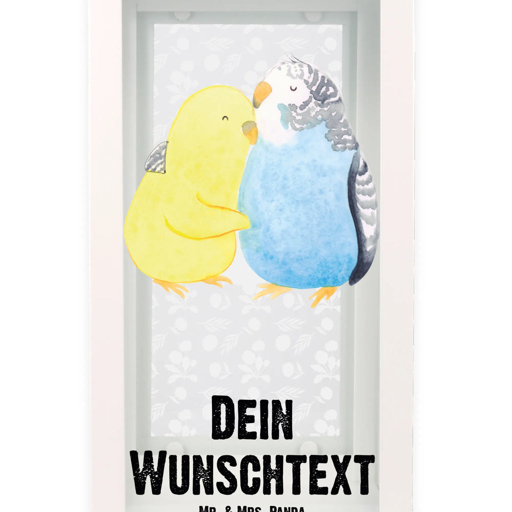 Personalisierte Deko Laterne Wellensittich Liebe Orientalische Laterne Mit Namensdruck, Moderne Laterne Mit Namen, Wetterfeste Laterne Mit Wunschname, Innenraum-Laterne Mit Namen, Laterne Mit Sternenmuster Und Namen, Teelichthalter Laterne Mit Wunschname, Landhausstil-Laterne Mit Namen, Spiegelglas-Laterne Mit Namensdruck, Metalllaterne Mit Namen, Kerzenlaterne Mit Namensdruck, Shabby-Chic-Laterne Mit Wunschname, Kleine Laterne Mit Namensdruck, Leuchten, Hängeleuchte, Minimalistische Laterne Mit Namen, Holzlaterne Mit Namensdruck, Lichterkettenlaterne Mit Namen, Lichterlaterne Mit Wunschname, Glaslaterne Mit Wunschname, Windlichtlaterne Mit Namensgravur, Vintage-Laterne Personalisiert, Terrasse-Laterne Mit Wunschnamen, Klassische Laterne Mit Namensgravur, Deko Laterne, Deko Laterne Mit Namen, Dekolaterne Mit Wunschname, Laternenwindlicht Mit Namen, Windlicht, Romantische Laterne Mit Wunschname, Tischlaterne Mit Wunschname, Laterne Mit Blumenmotiv Und Wunschname, Rustikale Laterne Mit Namensgravur, Skandinavische Laterne Mit Namen, Weiße Laterne Mit Wunschname, Hängelaterne Mit Namensgravur, XXL-Laterne Mit Wunschname, Metall Laterne, Hängelaterne Deko Mit Namen, Stellbare Laterne Mit Namen, Beleuchtete Laterne Mit Namen, Pastellfarbene Laterne Mit Namensdruck, Gartenlaterne Personalisiert, Laternen-Set Personalisiert, Laterne Mit Griff Und Wunschname, LED-Laterne Mit Namensgravur, Laterne Deko Mit Namen, Maritim-Laterne Mit Wunschname, Outdoor-Laterne Mit Wunschname, Personalisierte Deko Laterne, Motivlaterne Mit Namensgravur, Freundin, Freund, Liebe, Liebesgeschenk, Jahrestag, Verlobung, Partner, Ehemann, Ehefrau, Heiraten, Heiratsantrag, Hocheitstag, Wellensittich, Kuscheln, Vögel, Vertrauen, Nähe