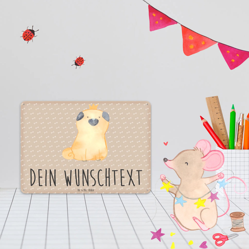 Personalisiertes Blechschild Mops Krone Metallschild Mit Namen, Wanddeko Blechschild Personalisiert, Blechschild Personalisiert, Blechschild Mit Spruch Und Namen, Blechschild Für Küche Mit Wunschtext, Dekoschild Metall Mit Gravur, Blechschild Für Frauen Mit Namen, Blechschild Für Garten Mit Text, Blechschild Zum Hinstellen Mit Wunschtext, Metallschild Mit Wunschtext, Vintage Blechschild Mit Wunschtext, Design Blechschild Mit Wunschtext, Blechschild Für Balkon Mit Wunschtext, Wandschild Metall Personalisiert, Retro Blechschild Mit Namen, Blechschild Für Freunde Mit Text, Kleines Blechschild Mit Namen, Nostalgieschild Mit Wunschtext, Blechschild Für Wohnzimmer Mit Namen, Geschenk Blechschild Mit Text, Blechschild Mit Namen, Lustiges Blechschild Mit Namen, Großes Blechschild Personalisiert, Personalisierbares Blechschild, Türschild Mit Namen, Blechschild Mit Wunschtext, Spruchschild Metall Personalisiert, Blechschild Für Männer Mit Wunschtext, Blechschild Handgemacht Mit Namen, Blechschild Zum Aufhängen Mit Text, Sprüche, Tierliebhaber, Hunderasse, Haustier, Hund, Hundebesitzer, Hundemotiv, Hausregel, Allergisch, Mops, Lustig, Hundebesitzer. Spruch, Kinderlos