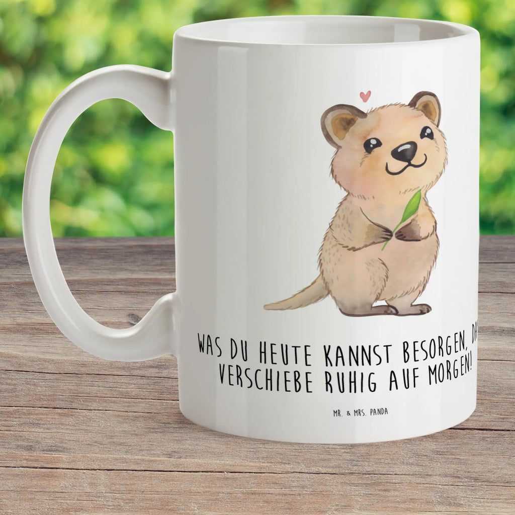 Kindertasse Quokka Happy Tasse Mit Henkel Für Kinder, Kindertasse Für Baby, Kinder-Keramiktasse, Kinderbecher Aus Edelstahl, Kindertasse Aus Silikon, Trinklernbecher Aus Kunststoff, Kindertasse Bunt, Kinderbecher Für Kleinkinder, Kindertasse Mit Griffen, Trinklernbecher Personalisiert, Kinder-Thermobecher, Kindertasse Spülmaschinenfest, Kinderbecher, Kindertasse Auslaufsicher, Kinderbecher Mit Deckel, Kindertasse Mit Strohhalm, Trinklernbecher, Tasse Für Schulanfänger, Kindertasse Handgemacht, Kindertasse, Tasse Für Kleinkinder, Kindertasse Ökologisch, Kinderbecher Unzerbrechlich, Tasse Für Kinder, Kindertasse Mit Cartoonmotiv, Kindertasse BPA-Frei, Kindertasse Für Vorschüler, Kinder-Porzellantasse, Design Kindertasse, Kindertasse Mikrowellengeeignet, Nachhaltige Kindertasse, Kindertasse Mit Tiermotiv, Trinklernbecher Mit Deckel, Kinder-Porzellantasse Mit Motiv, Trinklern-Tasse, Kindertasse Bruchsicher, Kinderbecher Mit Spruch, Tiermotive, Gute Laune, lustige Sprüche, Tiere, Verschieben, Lustiger Spruch, Niedliches Tier, Quokka, Aufschieberitis, Dinge erledigen