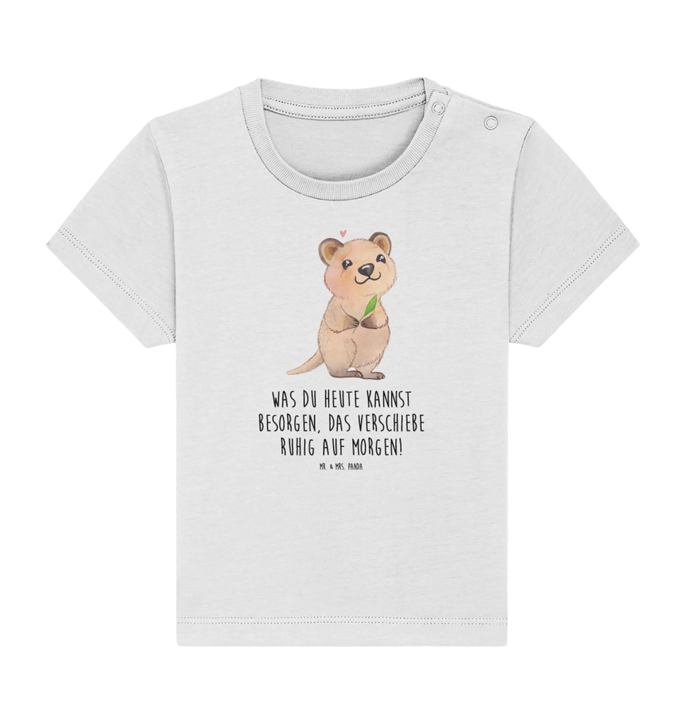 Organiczna koszulka dla niemowląt Quokka Szczęśliwy Baby Hemd, Lustiges Baby Shirt, Baby T-Shirt, Baby Shirt Klassisch, Baby Shirt Gestreift, Baby Jerseyshirt, Baby Langarmshirt, Baby Shirt Mit Aufdruck, Baby Top, Baby Sweatshirt, Baby Shirt Mit Motiv, Baby Shirt Neutral, Baby Shirt Junge, Baby Shirt Weiß, Baby Shirt Alltag, Baby Shirt Unisex, Baby Shirt Pastell, Baby Pullover, Baby Shirt Modern, Baby Shirt, Baby Oberteil, Baby Bio Shirt, Baby Shirt Mädchen, Baby Baumwollshirt, Baby Shirt Bunt, Baby Shirt Erstausstattung, Baby Shirt Mit Spruch, Baby Shirt Grau, Baby Shirt Zur Geburt, Baby Kurzarmshirt, Baby Shirt Geschenk, Süßes Baby Shirt, Gute Laune, Lustige Sprüche, Tiermotive, Tiere, Aufschieberitis, Verschieben, Lustiger Spruch, Quokka, Dinge Erledigen, Niedliches Tier