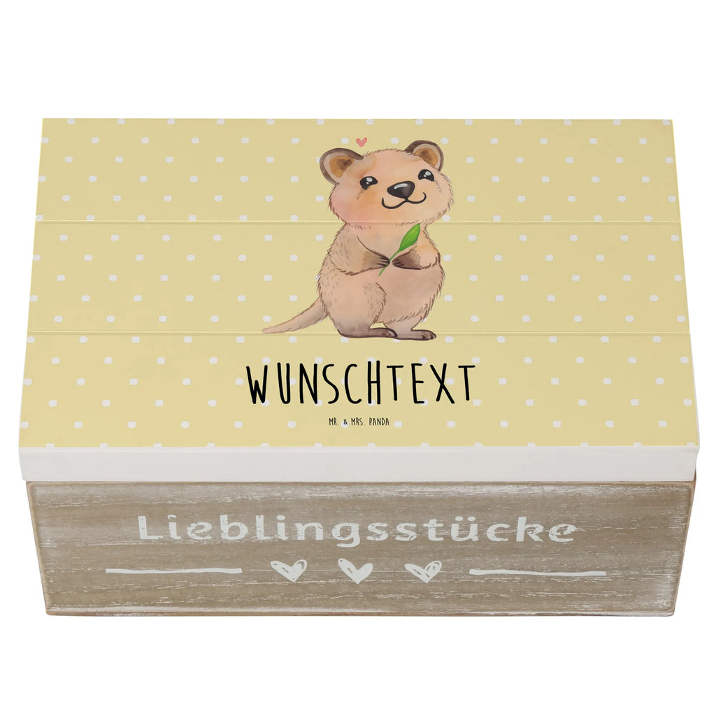 Personalisierte Holzkiste Quokka Happy Schatzkiste mit Namen, GEschenkdose Personalisiert, Schatulle mit Namen, Aufbewahrungsbox mit Namen, Schatulle Personalisiert, Schatzkiste Personalisiert, Holzkiste Personalisiert, Kiste mit Namen, mit Namen, Erinnerungsbox mit Namen, Dekokiste Personalisiert, Truhe Personalisiert, Dekokiste mit Namen, Truhe mit Namen, Erinnerungsbox Personalisiert, Geschenkbox Personalisiert, Holzkiste mit Namen, Aufbewahrungsbox Personalisiert, Kiste Personalisiert, Erinnerungskiste Personalisiert, Lustige Sprüche, Gute Laune, Tiermotive, Tiere, Quokka, Verschieben, Lustiger Spruch, Aufschieberitis, Niedliches Tier, Dinge Erledigen