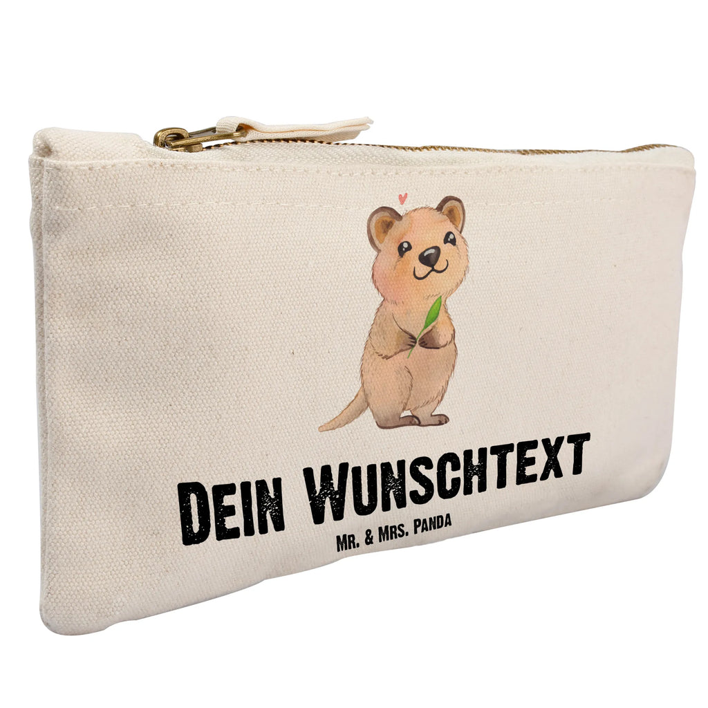 Personalisierte Schminktasche Quokka Happy Schminktasche Tiermotiv Mit Namen, Schminktasche Groß Mit Wunschtext, Personalisierte Schminktasche, Schminktasche Nachhaltig Mit Wunschtext, Make-Up Tasche Mit Name, Schminktasche Geschenk Personalisiert, Schminktasche Klein Personalisiert, Kulturbeutel Damen Personalisiert, Schminktasche Mit Fächern Personalisiert, Aufbewahrung Für Schminke Mit Namen, Schminktasche Blumen Mit Initialen, Stiftetasche mit Wunschtext, Schminktasche Für Mädchen Mit Wunschtext, Schminktasche Mit Muster Und Namen, Schminktasche Stoff Mit Namen, Kosmetiktasche Zum Mitnehmen Mit Namen, Reise-Kosmetiktasche Mit Name, Schminkbeutel Mit Gravur, Kosmetiktasche Personalisiert, Schminktasche Leder Mit Gravur, Kosmetiktasche Damen Mit Namen, Schminktasche Mit Wunschtext, Stifteaufbewahrung Personalisiert, Schminktasche Für Teenager Mit Namen, Schminktasche Für Unterwegs Mit Personalisierung, Kosmetiktasche Für Handtasche Personalisiert, Schminktasche Mit Namen, Schminktasche Mit Reißverschluss Und Namen, Schminktäschchen Mit Initialen, Schminktasche Zum Aufhängen Mit Name, Kosmetiktasche Organizer Mit Wunschtext, Schminktasche Für Unterwegs Mit Wunschtext, Schminktasche Reise Mit Namen, Tiermotive, Gute Laune, lustige Sprüche, Tiere, Dinge erledigen, Quokka, Niedliches Tier, Lustiger Spruch, Verschieben, Aufschieberitis