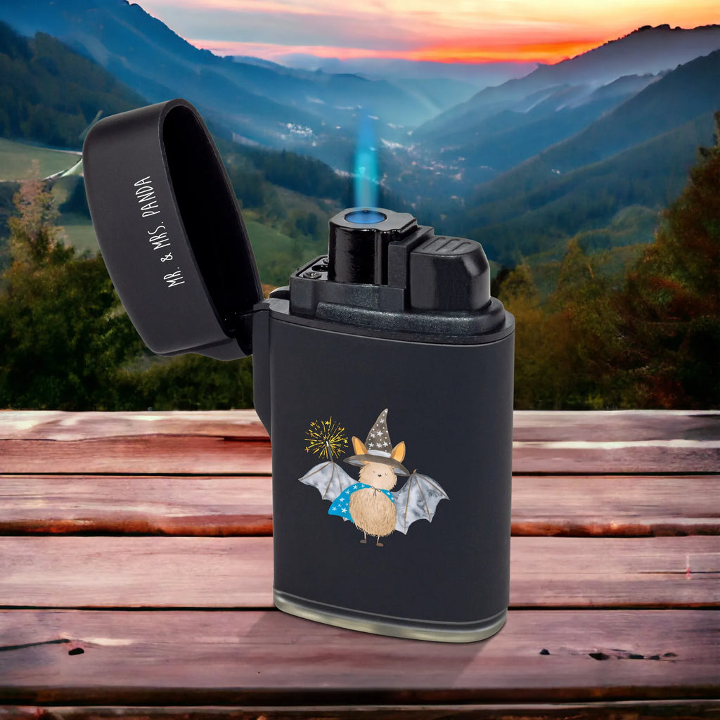 Feuerzeug Fledermaus Zauberer zündgerät, sturmfeuerzeuge, anzünder, Feuerzeuge, gasfeuerzeuge, Feuerzeug, Gasfeuerzeug, zigarettenanzünder, sturmfeuerzeug, gas anzünder, Tiermotive, Tiere, Lustige Sprüche, Gute Laune, Magier, Fledermäuse, Fledermaus, Frauen, Zauberer, Reinsteigern