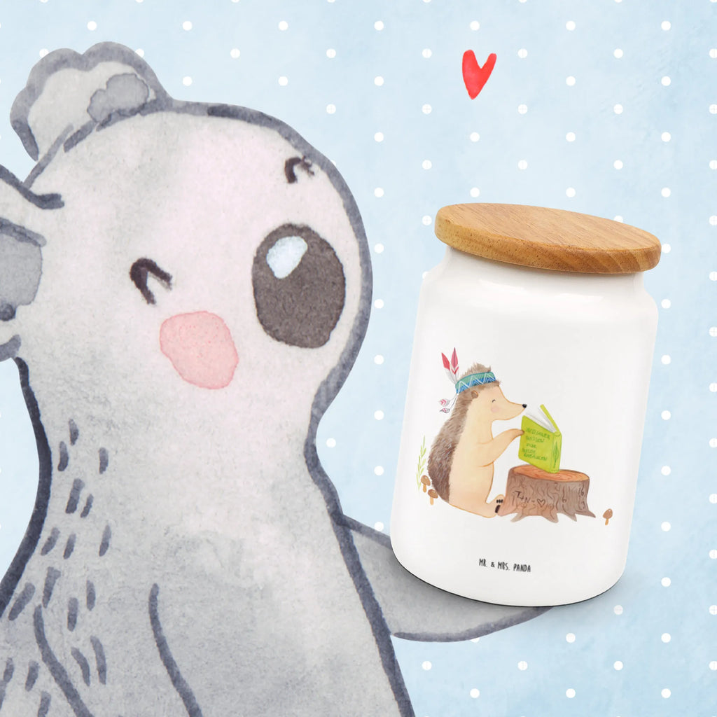 Storage jar Hedgehog feather headdress Vorratsglas, Aufbewahrungsdosen, gebäckdose, Aufbewahrungsdose, Frischhaltedose, Frischhaltedosen, Dose, keramikdose, Kaffeedose, leckerlidose, Vorratsdose Mit Deckel, müslidose, Frischhaltedose Mit Deckel, Aufbewahrungsdose Mit Deckel, zuckerdose, Vorratsbehälter, Keksdose, aufbewahrungsbehälter, Vorratsdose, Teedose, Vorratsdosen, Lebensmittelbehälter, tee behälter, leckerlidosen, bonbondose, keksdosen, Tiere, Waldtiere, Camping, Abenteuer, Indianer, Igel, Lagerfeuer