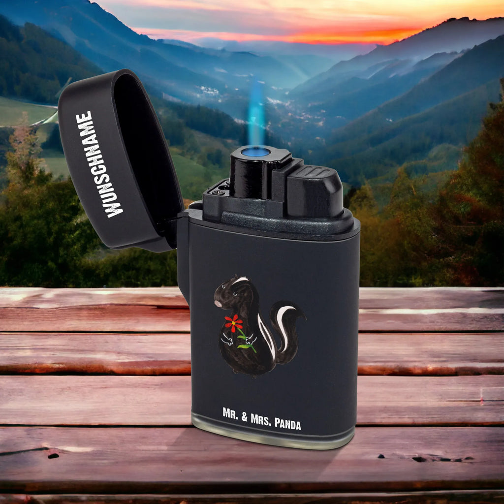 Personalisiertes Feuerzeug Stinktier Blume Feuerzeug Personalisiert, Feuerzeug Für Frauen Personalisiert, Feuerzeug Mit Gas nachfüllbar, Hochwertiges Feuerzeug Mit Namen, Feuerzeug Bedrucken Lassen, Individuelles Feuerzeug, Personalisiertes Feuerzeug, Feuerzeug Mit Spruch, Feuerzeug Mit Datum, Feuerzeug Als Geschenk Personalisiert, Feuerzeug Mit Wunschtext, Feuerzeug mit Widmung, Graviertes Feuerzeug, Feuerzeug Für Männer Mit Namen, Feuerzeug Mit Text, Feuerzeug Selbst Gestalten, Feuerzeug Mit Namen Und Symbol, Feuerzeug Mit Gravur, Feuerzeug Geschenk Mit Namen, Feuerzeug Mit Initialen, Feuerzeug Mit Widmung, Feuerzeug Mit Persönlicher Gravur, Feuerzeug Mit Namen, Feuerzeug Mit Wunschname, Stinktier, Skunk, verträumt, Träume, Wildtier, Dreams, Tagträumer, Raubtier, Stinki, Stinker