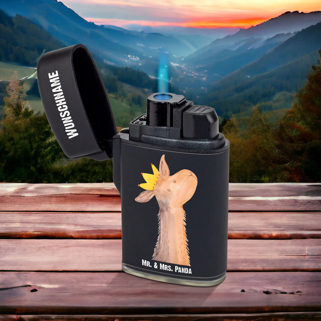 Personalised lighter llama head king Hochwertiges Feuerzeug Mit Namen, Feuerzeug Mit Gravur, Personalisiertes Feuerzeug, Feuerzeug Mit Wunschtext, Feuerzeug Selbst Gestalten, Feuerzeug Mit Datum, Feuerzeug Personalisiert, Feuerzeug Mit Widmung, Feuerzeug Mit Gas Nachfüllbar, Feuerzeug Mit Text, Feuerzeug Mit Persönlicher Gravur, Feuerzeug Als Geschenk Personalisiert, Graviertes Feuerzeug, Feuerzeug Mit Namen Und Symbol, Feuerzeug Mit Initialen, Individuelles Feuerzeug, Feuerzeug Mit Namen, Feuerzeug Bedrucken Lassen, Feuerzeug Geschenk Mit Namen, Feuerzeug Mit Spruch, Feuerzeug Für Frauen Personalisiert, Feuerzeug Mit Wunschname, Feuerzeug Für Männer Mit Namen, Lama, Alpaka, Königin, Kollegin, Lamas, Papa, Büro Kollege, König, Freundin, Vorgesetzter, Chef, Mama, Abitur, Abi