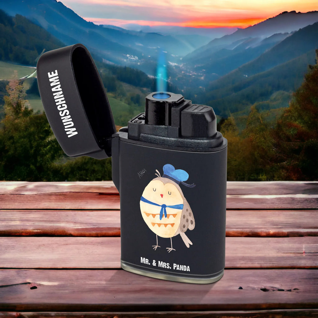 Personalisiertes Feuerzeug Eule Matrosen Feuerzeug Mit Text, Feuerzeug Für Frauen Personalisiert, Feuerzeug Mit Gravur, Feuerzeug Für Männer Mit Namen, Feuerzeug Geschenk Mit Namen, Graviertes Feuerzeug, Feuerzeug Als Geschenk Personalisiert, Feuerzeug Personalisiert, Feuerzeug Mit Gas Nachfüllbar, Feuerzeug Selbst Gestalten, Feuerzeug Mit Datum, Feuerzeug Mit Initialen, Feuerzeug Mit Namen Und Symbol, Feuerzeug Mit Wunschtext, Feuerzeug Mit Namen, Feuerzeug Mit Widmung, Feuerzeug Mit Spruch, Personalisiertes Feuerzeug, Feuerzeug Mit Persönlicher Gravur, Feuerzeug Mit Wunschname, Hochwertiges Feuerzeug Mit Namen, Feuerzeug Bedrucken Lassen, Individuelles Feuerzeug, Eule, Freundin, Wortspiel Lustig, Ehe, Matrose, Seefahrer, Hochzeitstag Geschenk, Owl, Eule Deko, Eule Spruch, Heimathafen