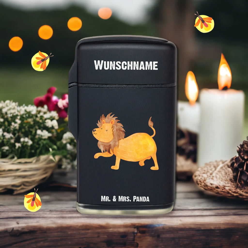 Personalisiertes Feuerzeug Sternzeichen Löwe Personalisiertes Feuerzeug, Feuerzeug Mit Persönlicher Gravur, Feuerzeug Mit Spruch, Feuerzeug Als Geschenk Personalisiert, Feuerzeug Für Frauen Personalisiert, Feuerzeug Mit Text, Feuerzeug mit Widmung, Graviertes Feuerzeug, Feuerzeug Für Männer Mit Namen, Feuerzeug Bedrucken Lassen, Feuerzeug Mit Initialen, Feuerzeug Geschenk Mit Namen, Hochwertiges Feuerzeug Mit Namen, Feuerzeug Personalisiert, Feuerzeug Mit Gravur, Feuerzeug Mit Widmung, Feuerzeug Selbst Gestalten, Feuerzeug Mit Wunschname, Individuelles Feuerzeug, Feuerzeug Mit Datum, Feuerzeug Mit Wunschtext, Feuerzeug Mit Namen Und Symbol, Feuerzeug Mit Gas nachfüllbar, Feuerzeug Mit Namen, Tierkreiszeichen, Sternzeichen, Horoskop, Astrologie, Aszendent, Löwe Sternzeichen, Geburtstag Juli, Geschenk Juli, König der Tiere, Geschenk August, Geburtstag August, Löwe Geschenk