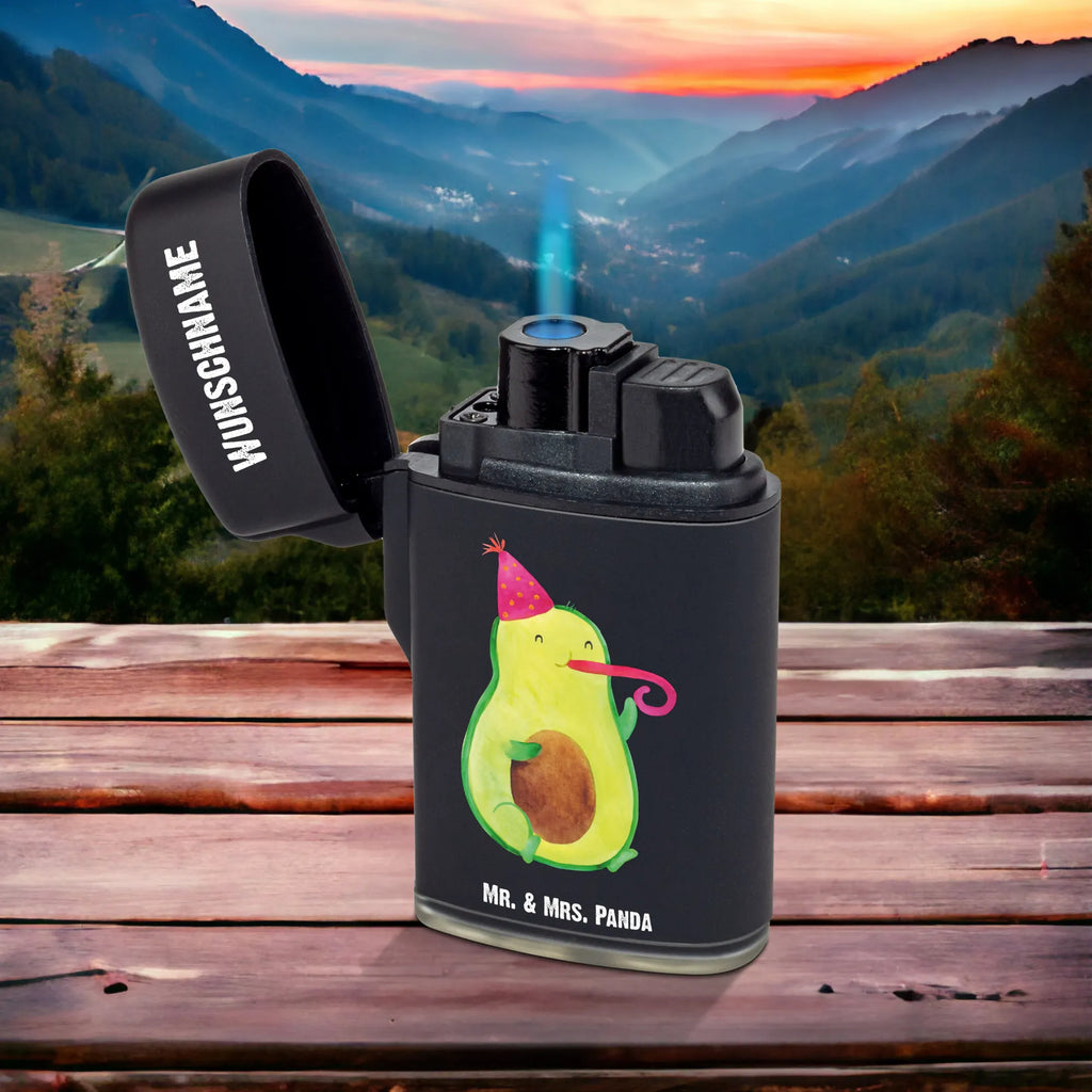 Personalised lighter avocado Celebration Feuerzeug Mit Gravur, Graviertes Feuerzeug, Feuerzeug Als Geschenk Personalisiert, Feuerzeug Mit Namen Und Symbol, Feuerzeug Bedrucken Lassen, Feuerzeug Mit Text, Feuerzeug Mit Persönlicher Gravur, Hochwertiges Feuerzeug Mit Namen, Feuerzeug Geschenk Mit Namen, Feuerzeug Für Männer Mit Namen, Feuerzeug Selbst Gestalten, Individuelles Feuerzeug, Personalisiertes Feuerzeug, Feuerzeug Mit Namen, Feuerzeug Mit Initialen, Feuerzeug Mit Widmung, Feuerzeug Für Frauen Personalisiert, Feuerzeug Mit Wunschtext, Feuerzeug Mit Datum, Feuerzeug Mit Spruch, Feuerzeug Mit Gas Nachfüllbar, Feuerzeug Personalisiert, Feuerzeug Mit Wunschname, Avocado, Veggie, Vegan, Gesund, Fete, Feierlichkeit, Party, Geburtstag, Gute Laune, Tröte, Feier