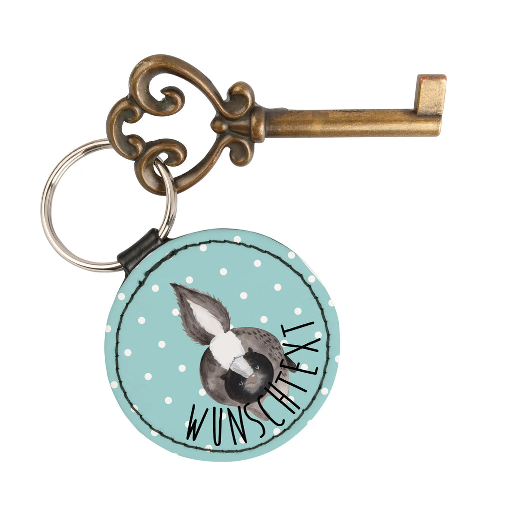 Personalisierter Schlüsselanhänger Stinktier Angriff Schlüsselanhänger Mit Gravur, Schlüsselanhänger Mit Herz Und Gravur, Partner Schlüsselanhänger Personalisiert, Schlüsselanhänger Für Auto Mit Wunschtext, Handgemachter Schlüsselanhänger Mit Wunschtext, Schlüsselanhänger Mit Wunschtext, Schlüsselanhänger Modern Mit Namen, Schlüsselanhänger Für Kinder Mit Namen, Schlüsselanhänger Bedruckt, Schlüsselanhänger Mit Spruch, Schlüsselanhänger Mit Koordinaten, Schlüsselanhänger Aus Leder Mit Gravur, Schlüsselanhänger Mit Widmung, Schlüsselanhänger Mit Text, Schlüsselanhänger Für Haus Mit Gravur, Schlüsselanhänger Individuell, Metall Schlüsselanhänger Mit Namen, Schlüsselanhänger Für Männer Mit Gravur, Schlüsselanhänger Mit Initialen, Schlüsselanhänger Mit Botschaft, Schlüsselanhänger Geschenk Personalisiert, Schlüsselanhänger Für Paare Mit Wunschtext, Freundschafts Schlüsselanhänger Mit Namen, Schlüsselanhänger Liebevoll Gestaltet, Schlüsselanhänger Für Frauen Mit Wunschtext, Filz Schlüsselanhänger Mit Text, Schlüsselanhänger Vintage Mit Gravur, Personalisierter Schlüsselanhänger, Schlüsselanhänger Mit Namen, Schlüsselanhänger Selbst Gestalten, Schlüsselanhänger Mit Datum, Schlüsselanhänger Aus Holz Mit Wunschtext, Stinktier, Skunk, wütend, Stinki, Drohung, Stinker, Wildtier, Raubtier