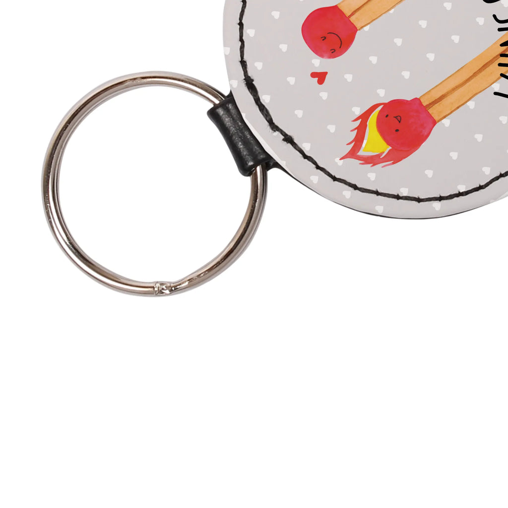 Personalisierter Schlüsselanhänger Streichhölzer Schlüsselanhänger Für Männer Mit Gravur, Schlüsselanhänger Aus Leder Mit Gravur, Schlüsselanhänger Mit Text, Personalisierter Schlüsselanhänger, Schlüsselanhänger Mit Botschaft, Schlüsselanhänger Für Kinder Mit Namen, Partner Schlüsselanhänger Personalisiert, Schlüsselanhänger Mit Initialen, Schlüsselanhänger Für Auto Mit Wunschtext, Schlüsselanhänger Mit Widmung, Schlüsselanhänger Mit Koordinaten, Schlüsselanhänger Mit Gravur, Schlüsselanhänger Mit Namen, Handgemachter Schlüsselanhänger Mit Wunschtext, Schlüsselanhänger Für Paare Mit Wunschtext, Schlüsselanhänger Mit Wunschtext, Schlüsselanhänger Für Frauen Mit Wunschtext, Metall Schlüsselanhänger Mit Namen, Schlüsselanhänger Mit Spruch, Schlüsselanhänger Selbst Gestalten, Schlüsselanhänger Geschenk Personalisiert, Freundschafts Schlüsselanhänger Mit Namen, Schlüsselanhänger Bedruckt, Schlüsselanhänger Mit Herz Und Gravur, Schlüsselanhänger Modern Mit Namen, Schlüsselanhänger Vintage Mit Gravur, Schlüsselanhänger Individuell, Schlüsselanhänger Mit Datum, Schlüsselanhänger Für Haus Mit Gravur, Schlüsselanhänger Liebevoll Gestaltet, Schlüsselanhänger Aus Holz Mit Wunschtext, Filz Schlüsselanhänger Mit Text, Liebe, Partner, Freund, Freundin, Ehemann, Ehefrau, Heiraten, Verlobung, Heiratsantrag, Liebesgeschenk, Jahrestag, Hocheitstag, Streichhölzer