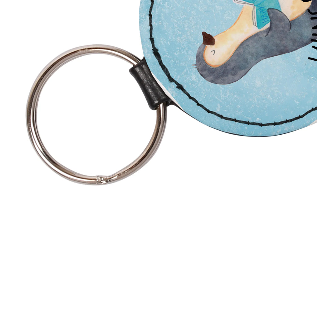 Personalised key ring Penguin A book Schlüsselanhänger Für Männer Mit Gravur, Schlüsselanhänger Liebevoll Gestaltet, Schlüsselanhänger Mit Widmung, Schlüsselanhänger Individuell, Partner Schlüsselanhänger Personalisiert, Personalisierter Schlüsselanhänger, Filz Schlüsselanhänger Mit Text, Schlüsselanhänger Für Paare Mit Wunschtext, Freundschafts Schlüsselanhänger Mit Namen, Schlüsselanhänger Für Frauen Mit Wunschtext, Schlüsselanhänger Mit Koordinaten, Schlüsselanhänger Geschenk Personalisiert, Schlüsselanhänger Mit Datum, Schlüsselanhänger Für Kinder Mit Namen, Schlüsselanhänger Für Haus Mit Gravur, Handgemachter Schlüsselanhänger Mit Wunschtext, Schlüsselanhänger Mit Wunschtext, Schlüsselanhänger Bedruckt, Metall Schlüsselanhänger Mit Namen, Schlüsselanhänger Mit Herz Und Gravur, Schlüsselanhänger Aus Holz Mit Wunschtext, Schlüsselanhänger Mit Initialen, Schlüsselanhänger Aus Leder Mit Gravur, Schlüsselanhänger Mit Text, Schlüsselanhänger Für Auto Mit Wunschtext, Schlüsselanhänger Mit Botschaft, Schlüsselanhänger Selbst Gestalten, Schlüsselanhänger Modern Mit Namen, Schlüsselanhänger Vintage Mit Gravur, Pinguin, Pinguine, Urlaub, Buch, Ferien, Bücherwurm, Faulenzen, Lesen, Freizeit, Nichtstun