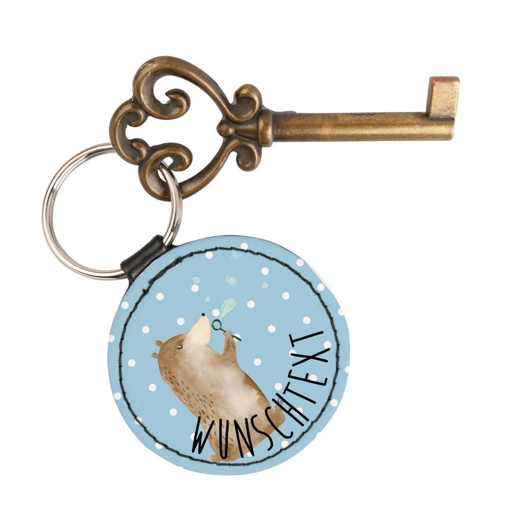 Personalisierter Schlüsselanhänger Bär Seifenblasen Handgemachter Schlüsselanhänger Mit Wunschtext, Freundschafts Schlüsselanhänger Mit Namen, Personalisierter Schlüsselanhänger, Schlüsselanhänger Mit Initialen, Schlüsselanhänger Für Frauen Mit Wunschtext, Schlüsselanhänger Vintage Mit Gravur, Schlüsselanhänger Mit Herz Und Gravur, Schlüsselanhänger Modern Mit Namen, Schlüsselanhänger Mit Widmung, Schlüsselanhänger Bedruckt, Partner Schlüsselanhänger Personalisiert, Schlüsselanhänger Für Haus Mit Gravur, Schlüsselanhänger Individuell, Schlüsselanhänger Für Paare Mit Wunschtext, Filz Schlüsselanhänger Mit Text, Schlüsselanhänger Mit Botschaft, Schlüsselanhänger Für Kinder Mit Namen, Schlüsselanhänger Aus Holz Mit Wunschtext, Schlüsselanhänger Für Männer Mit Gravur, Schlüsselanhänger Aus Leder Mit Gravur, Schlüsselanhänger Für Auto Mit Wunschtext, Schlüsselanhänger Selbst Gestalten, Schlüsselanhänger Mit Koordinaten, Schlüsselanhänger Mit Text, Schlüsselanhänger Mit Wunschtext, Schlüsselanhänger Liebevoll Gestaltet, Metall Schlüsselanhänger Mit Namen, Schlüsselanhänger Mit Datum, Schlüsselanhänger Geschenk Personalisiert, Teddy, Bär, Teddybär, Seifenblasen Bär Lustig Sein Glücklich Traurig Happy