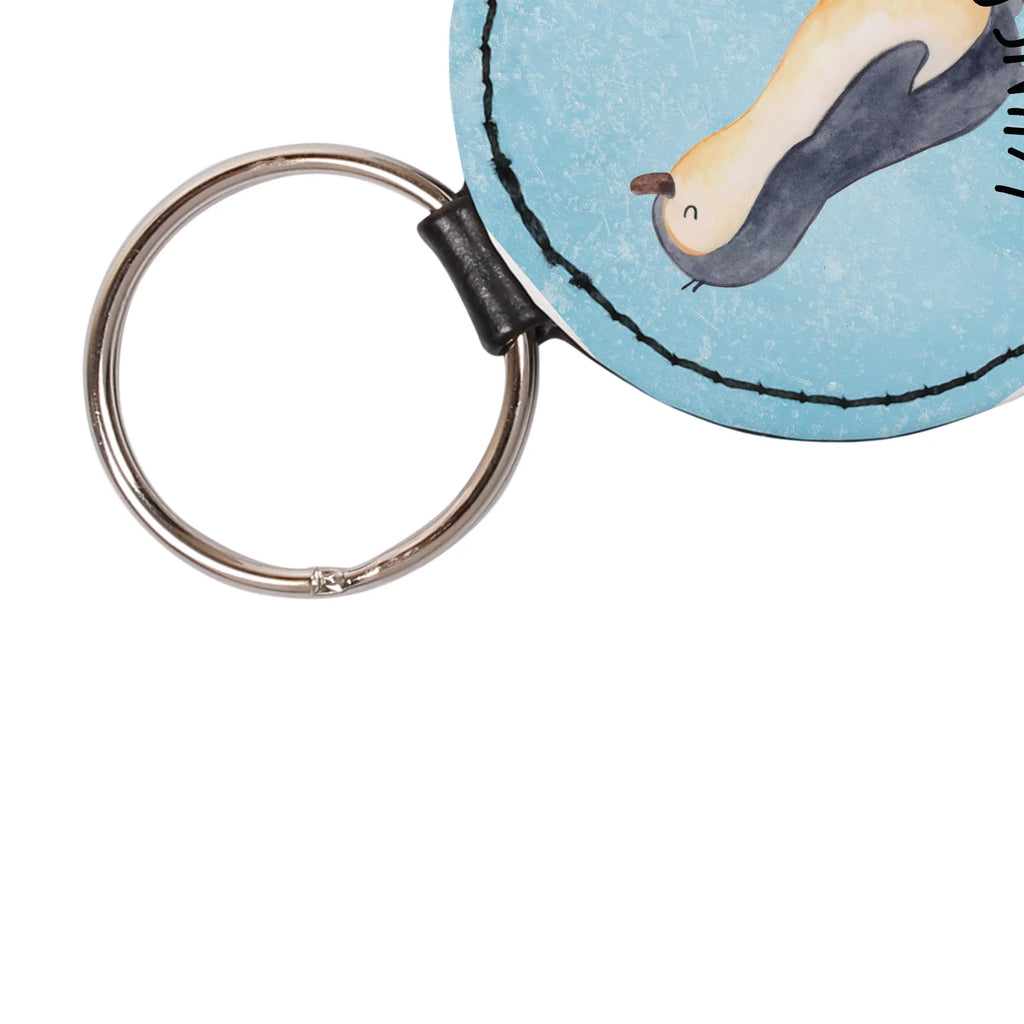 Personalisierter Schlüsselanhänger Pinguin marschierend Schlüsselanhänger Für Auto Mit Wunschtext, Schlüsselanhänger Mit Herz Und Gravur, Schlüsselanhänger Bedruckt, Schlüsselanhänger Aus Holz Mit Wunschtext, Schlüsselanhänger Modern Mit Namen, Schlüsselanhänger Mit Botschaft, Schlüsselanhänger Mit Widmung, Metall Schlüsselanhänger Mit Namen, Schlüsselanhänger Mit Spruch, Schlüsselanhänger Für Frauen Mit Wunschtext, Schlüsselanhänger Mit Text, Schlüsselanhänger Mit Koordinaten, Schlüsselanhänger Mit Gravur, Handgemachter Schlüsselanhänger Mit Wunschtext, Partner Schlüsselanhänger Personalisiert, Schlüsselanhänger Für Kinder Mit Namen, Personalisierter Schlüsselanhänger, Schlüsselanhänger Liebevoll Gestaltet, Filz Schlüsselanhänger Mit Text, Schlüsselanhänger Für Haus Mit Gravur, Schlüsselanhänger Geschenk Personalisiert, Schlüsselanhänger Vintage Mit Gravur, Schlüsselanhänger Mit Initialen, Schlüsselanhänger Für Paare Mit Wunschtext, Schlüsselanhänger Individuell, Schlüsselanhänger Aus Leder Mit Gravur, Schlüsselanhänger Mit Wunschtext, Schlüsselanhänger Mit Namen, Schlüsselanhänger Für Männer Mit Gravur, Freundschafts Schlüsselanhänger Mit Namen, Schlüsselanhänger Selbst Gestalten, Schlüsselanhänger Mit Datum, Pinguin, Schwester, Bruder, Familie, Langschläfer, Pinguine, Frühaufsteher