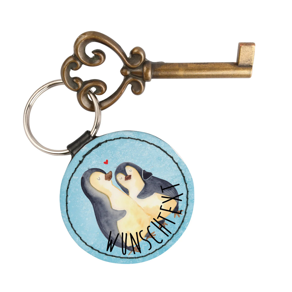 Personalisierter Schlüsselanhänger Pinguin umarmend Schlüsselanhänger Vintage Mit Gravur, Schlüsselanhänger Mit Initialen, Metall Schlüsselanhänger Mit Namen, Schlüsselanhänger Geschenk Personalisiert, Schlüsselanhänger Mit Gravur, Schlüsselanhänger Modern Mit Namen, Schlüsselanhänger Mit Spruch, Freundschafts Schlüsselanhänger Mit Namen, Schlüsselanhänger Individuell, Schlüsselanhänger Bedruckt, Schlüsselanhänger Mit Koordinaten, Handgemachter Schlüsselanhänger Mit Wunschtext, Filz Schlüsselanhänger Mit Text, Schlüsselanhänger Für Auto Mit Wunschtext, Schlüsselanhänger Mit Datum, Schlüsselanhänger Mit Botschaft, Schlüsselanhänger Mit Wunschtext, Schlüsselanhänger Selbst Gestalten, Schlüsselanhänger Aus Holz Mit Wunschtext, Schlüsselanhänger Mit Widmung, Schlüsselanhänger Für Haus Mit Gravur, Schlüsselanhänger Mit Herz Und Gravur, Schlüsselanhänger Für Männer Mit Gravur, Partner Schlüsselanhänger Personalisiert, Schlüsselanhänger Mit Namen, Schlüsselanhänger Für Paare Mit Wunschtext, Schlüsselanhänger Für Frauen Mit Wunschtext, Schlüsselanhänger Aus Leder Mit Gravur, Schlüsselanhänger Mit Text, Schlüsselanhänger Liebevoll Gestaltet, Schlüsselanhänger Für Kinder Mit Namen, Personalisierter Schlüsselanhänger, Pinguin, Liebesbeweis, Liebe, Hochzeitsgeschenk, Verlobung, Liebesgeschenk, Hochzeitstag, Liebespaar, Hochzeit, Jahrestag
