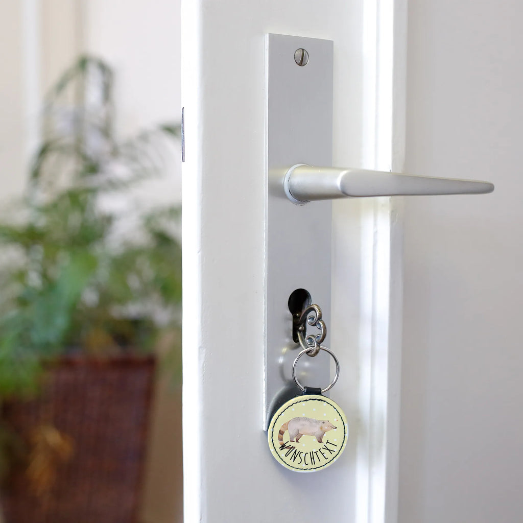 Personalisierter Schlüsselanhänger Nasenbär Handgemachter Schlüsselanhänger Mit Wunschtext, Schlüsselanhänger Mit Botschaft, Schlüsselanhänger Modern Mit Namen, Schlüsselanhänger Mit Herz Und Gravur, Schlüsselanhänger Mit Widmung, Freundschafts Schlüsselanhänger Mit Namen, Schlüsselanhänger Individuell, Schlüsselanhänger Für Kinder Mit Namen, Schlüsselanhänger Selbst Gestalten, Metall Schlüsselanhänger Mit Namen, Schlüsselanhänger Für Frauen Mit Wunschtext, Schlüsselanhänger Für Haus Mit Gravur, Schlüsselanhänger Mit Text, Schlüsselanhänger Für Paare Mit Wunschtext, Schlüsselanhänger Liebevoll Gestaltet, Schlüsselanhänger Aus Holz Mit Wunschtext, Schlüsselanhänger Geschenk Personalisiert, Partner Schlüsselanhänger Personalisiert, Filz Schlüsselanhänger Mit Text, Schlüsselanhänger Für Männer Mit Gravur, Schlüsselanhänger Aus Leder Mit Gravur, Schlüsselanhänger Bedruckt, Schlüsselanhänger Mit Koordinaten, Schlüsselanhänger Vintage Mit Gravur, Schlüsselanhänger Für Auto Mit Wunschtext, Schlüsselanhänger Mit Initialen, Personalisierter Schlüsselanhänger, Schlüsselanhänger Mit Datum, Schlüsselanhänger Mit Wunschtext, Lustige Sprüche, Tiere, Tiermotive, Gute Laune, Rüsselbär, Nasenbären, Nasenbär, Bär
