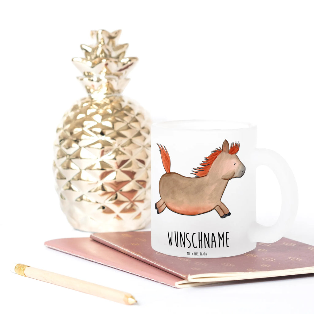 Personalized Tea Cup Horse Jump Emailletasse Mit Wunschtext, Teetasse Mit Wunschtext, Teetasse Mit Initialen, Teetasse Personalisiert, Mikrowellengeeignete Teetasse Mit Namen, Glas Teebecher, Lieblings Teetasse Mit Wunschtext, Teetasse Selbst Gestalten, Teetasse Modern Personalisiert, Teetasse Geschenk Personalisiert, Teetasse aus Glas, Teetasse Mit Henkel Und Text, Glas Teetasse Personalisiert, Spülmaschinenfeste Teetasse Mit Text, Teetasse Mit Tiermotiv Und Wunschtext, Nachhaltige Teetasse Mit Wunschtext, Teetasse Für Männer Mit Namen, Vintage Teetasse Mit Gravur, Teetasse Groß Mit Namen, Personalisierte Teetasse, Teetasse Mit Namen, Kleine Teetasse Mit Wunschtext, Teetasse Mit Gravur, Firmengeschenk mit Wunschtext, Lustige Teetasse Mit Namen, Teetasse Für Kinder Mit Wunschtext, Porzellantasse Mit Gravur, Teetasse Für Frauen Mit Spruch, Teetasse Mit Liebevollem Text, Keramiktasse Mit Namen, Tasse Für Tee Mit Namen, Design Teetasse Mit Gravur, Tasse Für Tee Mit Wunschtext, Teetasse Bedruckt Mit Wunschtext, Werbegeschenk mit Firmennamen, Teegläser, Bauernhof, Hoftiere, Landwirt, Landwirtin, Pferd, Ausreiten, Pony, Stall, Pferdebesitzer, Pferdestall, Reiten, Pferde