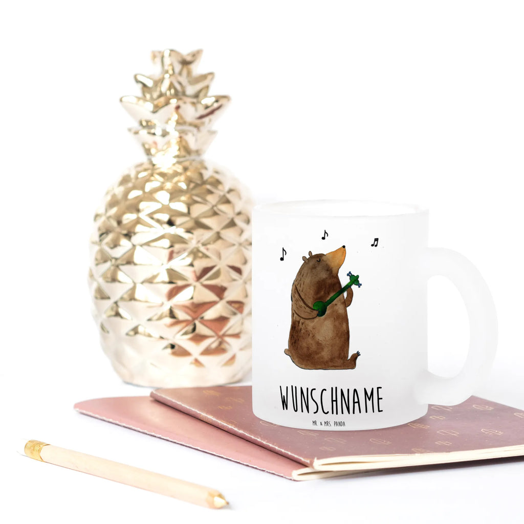 Personalisierte Teetasse Bär Lied Personalisierte Teetasse, Teetasse Mit Gravur, Teetasse Selbst Gestalten, Teetasse Mit Namen, Glas Teetasse Personalisiert, Teetasse Mit Tiermotiv Und Wunschtext, Teetasse Geschenk Personalisiert, Firmengeschenk mit Wunschtext, Teetasse Personalisiert, Tasse Für Tee Mit Wunschtext, Teetasse Mit Spruch, Mikrowellengeeignete Teetasse Mit Namen, Spülmaschinenfeste Teetasse Mit Text, Tasse Für Tee Mit Namen, Vintage Teetasse Mit Gravur, Teetasse Für Kinder Mit Wunschtext, Teetasse Mit Liebevollem Text, Teetasse Für Männer Mit Namen, Teetasse Mit Henkel Und Text, Nachhaltige Teetasse Mit Wunschtext, Teetasse Für Frauen Mit Spruch, Emailletasse Mit Wunschtext, Teetasse Mit Initialen, Teetasse Mit Wunschtext, Teetasse Groß Mit Namen, Porzellantasse Mit Gravur, Teetasse Modern Personalisiert, Werbegeschenk mit Firmennamen, Kleine Teetasse Mit Wunschtext, Keramiktasse Mit Namen, Lieblings Teetasse Mit Wunschtext, Teetasse Bedruckt Mit Wunschtext, Design Teetasse Mit Gravur, Lustige Teetasse Mit Namen, Bär, Teddy, Teddybär, Herz, Bear, Song, Bärchen, Freundin, Valentine, Frau, Geschenk, Valentinstag, Lied, Partner, Liebeslied, Spruch, Liebe