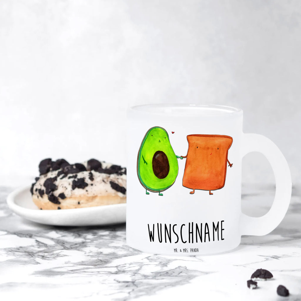Personalisierte Teetasse Avocado + Toast Teetasse Mit Tiermotiv Und Wunschtext, Lieblings Teetasse Mit Wunschtext, Glas Teetasse Personalisiert, Kleine Teetasse Mit Wunschtext, Firmengeschenk mit Wunschtext, Werbegeschenk mit Firmennamen, Teetasse Mit Initialen, Tasse Für Tee Mit Wunschtext, Vintage Teetasse Mit Gravur, Teetasse Mit Namen, Emailletasse Mit Wunschtext, Teetasse Für Frauen Mit Spruch, Lustige Teetasse Mit Namen, Porzellantasse Mit Gravur, Mikrowellengeeignete Teetasse Mit Namen, Teetasse Für Männer Mit Namen, Keramiktasse Mit Namen, Teetasse Für Kinder Mit Wunschtext, Teetasse Mit Gravur, Teetasse Mit Spruch, Teetasse Selbst Gestalten, Design Teetasse Mit Gravur, Nachhaltige Teetasse Mit Wunschtext, Teetasse Mit Henkel Und Text, Spülmaschinenfeste Teetasse Mit Text, Teetasse Mit Liebevollem Text, Teetasse Modern Personalisiert, Tasse Für Tee Mit Namen, Teetasse Geschenk Personalisiert, Personalisierte Teetasse, Teetasse Personalisiert, Teetasse Groß Mit Namen, Teetasse Bedruckt Mit Wunschtext, Teetasse Mit Wunschtext, Avocado, Veggie, Vegan, Gesund, Hochzeitsgeschenk, Pärchen, Freund, Verlobt, Verlobungsparty, Jahrestagsgeschenk, Hochzeit, Liebespaar, Jahrestag, Toast, Freundin, Toastbrot