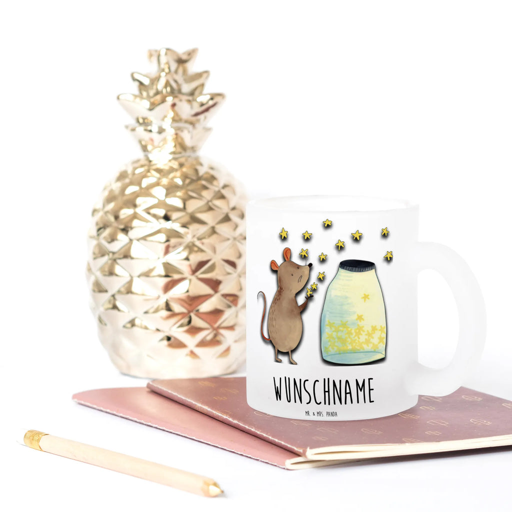 Personalisierte Teetasse Maus Sterne Teetasse Modern Personalisiert, Nachhaltige Teetasse Mit Wunschtext, Glas Teetasse Personalisiert, Teetasse Personalisiert, Personalisierte Teetasse, Firmengeschenk mit Wunschtext, Teetasse Mit Namen, Spülmaschinenfeste Teetasse Mit Text, Teetasse Groß Mit Namen, Teetasse Mit Spruch, Design Teetasse Mit Gravur, Teetasse Mit Initialen, Teetasse Mit Tiermotiv Und Wunschtext, Kleine Teetasse Mit Wunschtext, Mikrowellengeeignete Teetasse Mit Namen, Teetasse Für Männer Mit Namen, Teetasse Bedruckt Mit Wunschtext, Lieblings Teetasse Mit Wunschtext, Tasse Für Tee Mit Namen, Werbegeschenk mit Firmennamen, Keramiktasse Mit Namen, Lustige Teetasse Mit Namen, Teetasse Geschenk Personalisiert, Teetasse Mit Henkel Und Text, Teetasse Mit Wunschtext, Tasse Für Tee Mit Wunschtext, Teetasse Selbst Gestalten, Porzellantasse Mit Gravur, Teetasse Mit Liebevollem Text, Vintage Teetasse Mit Gravur, Emailletasse Mit Wunschtext, Teetasse Mit Gravur, Teetasse Für Kinder Mit Wunschtext, Teetasse Für Frauen Mit Spruch, Tiermotive, Gute Laune, lustige Sprüche, Tiere, Geburt, Taufgeschenk, Hoffnung, Maus, Träume, Sterne, Kind, Geburtstag, Kindergeburtstag, Taufe, Wunsch, erstes Kind, Schwangerschaft