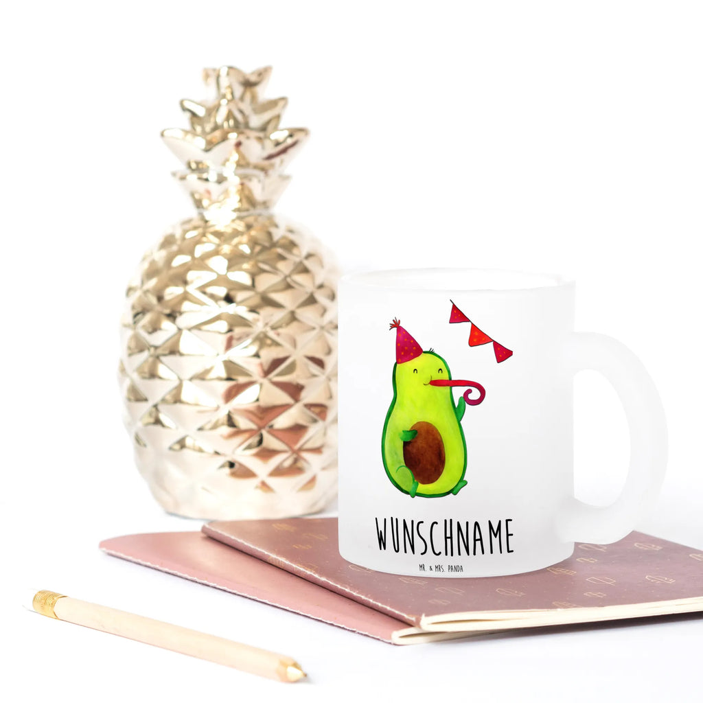 Personalisierte Teetasse Avocado Party Time Teetasse Mit Tiermotiv Und Wunschtext, Nachhaltige Teetasse Mit Wunschtext, Werbegeschenk mit Firmennamen, Teetasse Mit Wunschtext, Design Teetasse Mit Gravur, Teetasse Mit Henkel Und Text, Lieblings Teetasse Mit Wunschtext, Teetasse Groß Mit Namen, Emailletasse Mit Wunschtext, Lustige Teetasse Mit Namen, Firmengeschenk mit Wunschtext, Personalisierte Teetasse, Keramiktasse Mit Namen, Teetasse Selbst Gestalten, Glas Teetasse Personalisiert, Teetasse Mit Namen, Teetasse Geschenk Personalisiert, Mikrowellengeeignete Teetasse Mit Namen, Teetasse Für Kinder Mit Wunschtext, Teetasse Modern Personalisiert, Teetasse Personalisiert, Porzellantasse Mit Gravur, Kleine Teetasse Mit Wunschtext, Teetasse Bedruckt Mit Wunschtext, Teetasse Mit Initialen, Vintage Teetasse Mit Gravur, Teetasse Für Männer Mit Namen, Teetasse Mit Spruch, Tasse Für Tee Mit Namen, Teetasse Mit Liebevollem Text, Teetasse Mit Gravur, Teetasse Für Frauen Mit Spruch, Spülmaschinenfeste Teetasse Mit Text, Tasse Für Tee Mit Wunschtext, Avocado, Veggie, Vegan, Gesund