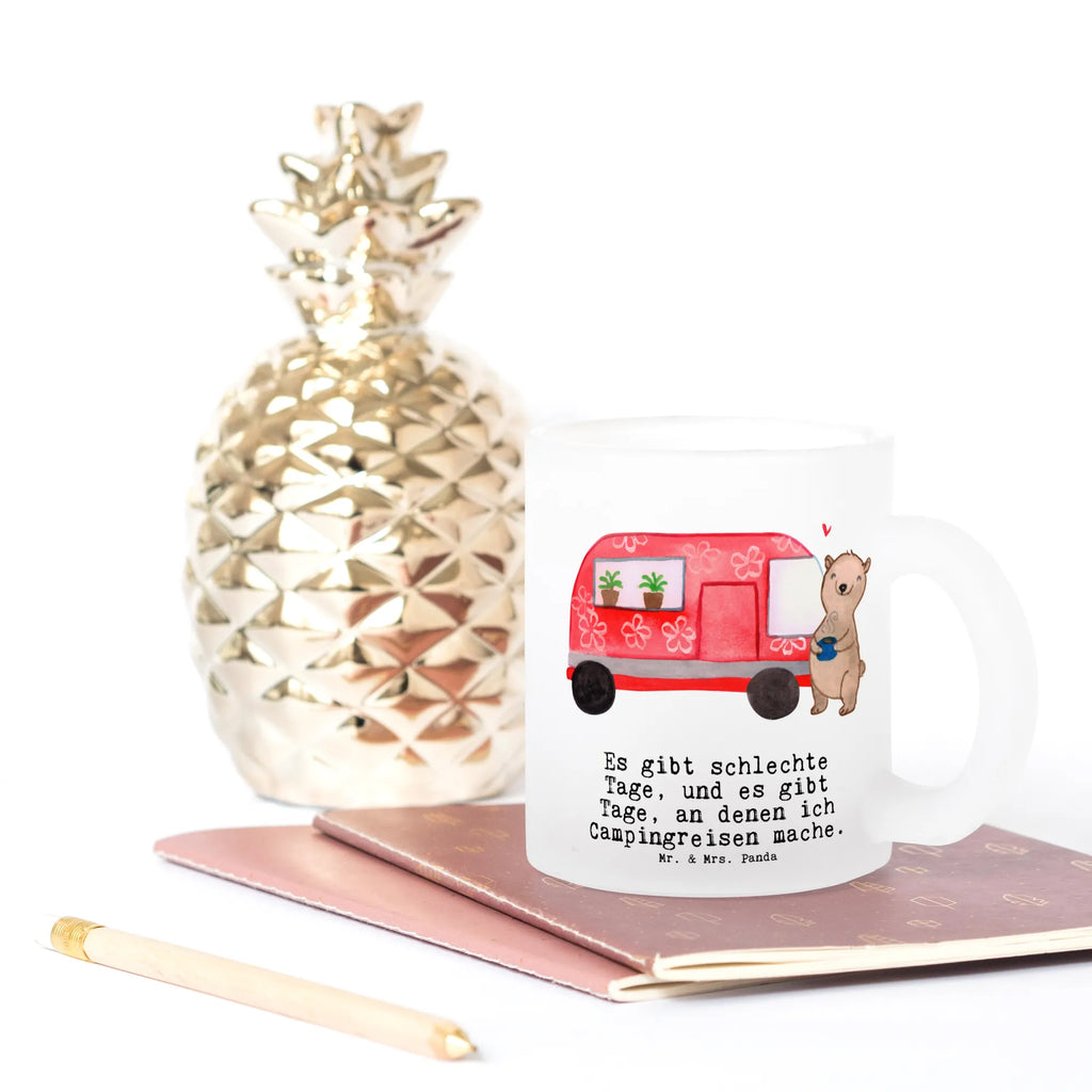 Teetasse Bär Camper Teetasse Für Kinder, Teetasse Mit Motiv, Teetasse Mit Henkel, Teetasse Für Frauen, Teetasse Mit Tiermotiv, Teetasse Klassisch, Teetasse Glas, Teetasse Mit Sieb, Teetasse Spülmaschinenfest, Teetasse Modern, Lieblings Teetasse, Teetasse Bedruckt, Teetasse Handgemacht, Teetasse Emaille, Teetasse Für Zuhause, Tasse Für Tee, Große Teetasse, Kleine Teetasse, Teetasse Geschenk, Teetasse Mit Spruch, Teetasse Für Büro, Teetasse Mit Deckel, Teetasse Porzellan, Teetasse, Teetasse Shabby Chic, Teetasse Keramik, Teetasse Skandinavisch, Doppelwandige Teetasse, Lustige Teetasse, Teetasse Mikrowellengeeignet, Tee Tasse, Teetasse Set, Teetasse Für Männer, Teetasse Vintage, Design Teetasse, Teetasse Nachhaltig, Geschenk, Sport, Sportart, Hobby, Schenken, Danke, Dankeschön, Auszeichnung, Gewinn, Sportler, Campen, Camper, Wohnmobil, Urlaub, Roadtrip, Zelten, Campingplatz