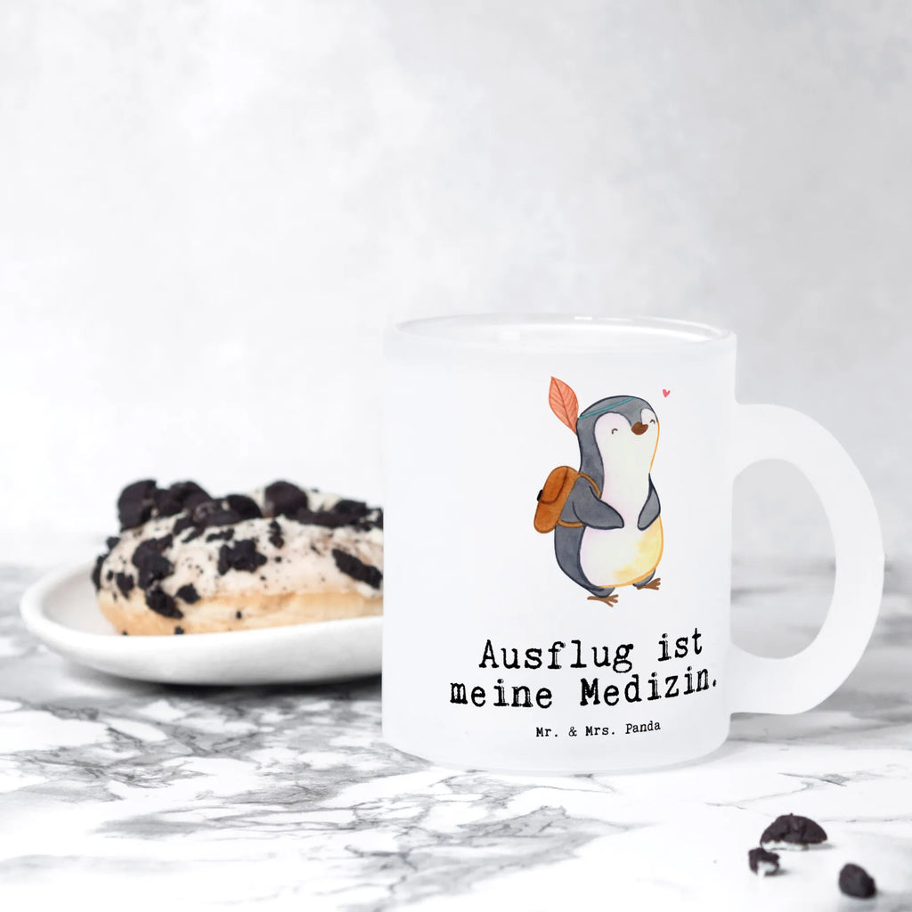 Teetasse Pinguin Ausflug becher für tee, getränkeglas, Trinkglas, Glasbecher, Tasse, glastasse, Glas Teebecher, Becher, Teeglas, becher glas, Teegläser, tasse glas, Teetasse, Tee Tasse, Teetasse Glas, Teetasse aus Glas, Große Teetasse, Tasse Für Tee, Geschenk, Schenken, Sport, Sportart, Hobby, Danke, Dankeschön, Auszeichnung, Gewinn, Sportler, Ausflug, Ausflüge machen, Ausflugsziele, Reisen