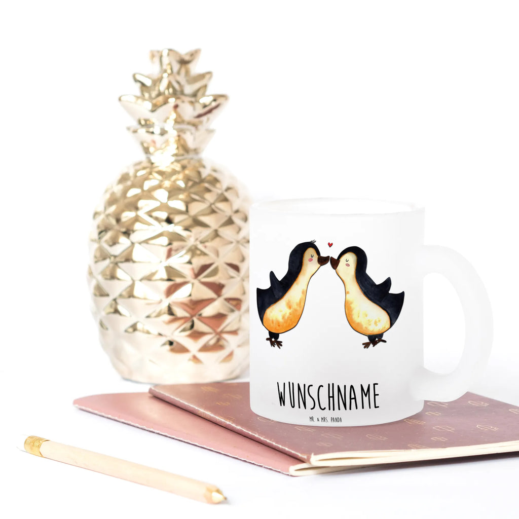 Personalisierte Teetasse Pinguin Liebe Teetasse Für Kinder Mit Wunschtext, Werbegeschenk mit Firmennamen, Tasse Für Tee Mit Wunschtext, Emailletasse Mit Wunschtext, Teetasse Mit Henkel Und Text, Teetasse Modern Personalisiert, Porzellantasse Mit Gravur, Spülmaschinenfeste Teetasse Mit Text, Teetasse Geschenk Personalisiert, Teetasse Für Frauen Mit Spruch, Lieblings Teetasse Mit Wunschtext, Firmengeschenk mit Wunschtext, Keramiktasse Mit Namen, Teetasse Bedruckt Mit Wunschtext, Glas Teetasse Personalisiert, Teetasse Personalisiert, Teetasse Mit Spruch, Teetasse Mit Namen, Teetasse Mit Wunschtext, Mikrowellengeeignete Teetasse Mit Namen, Teetasse Mit Tiermotiv Und Wunschtext, Teetasse Für Männer Mit Namen, Kleine Teetasse Mit Wunschtext, Teetasse Mit Gravur, Design Teetasse Mit Gravur, Teetasse Mit Liebevollem Text, Personalisierte Teetasse, Teetasse Selbst Gestalten, Nachhaltige Teetasse Mit Wunschtext, Lustige Teetasse Mit Namen, Teetasse Groß Mit Namen, Tasse Für Tee Mit Namen, Teetasse Mit Initialen, Vintage Teetasse Mit Gravur, Liebe, Partner, Freund, Freundin, Ehemann, Ehefrau, Heiraten, Verlobung, Heiratsantrag, Liebesgeschenk, Jahrestag, Hocheitstag, Pärchen. Liebespaar, Hochzeitstag, Geschenk Freund, Geschenk Hochzeitstag, Pinguine, Gastgeschenk, Love, Pinguin Paar, Liebesspruch, Liebesbeweis, Verlobte, Pinguin Liebe, Hochzeit, Pinguin, Pinguinpaar, Verlobter, Geschenk Freundin, Paar, Geschenkidee