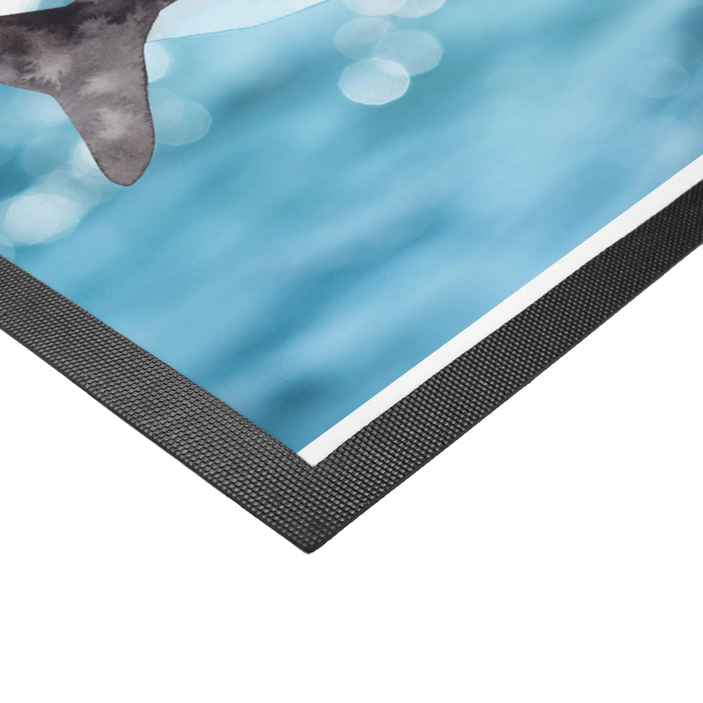 Doormat Orca Fussmatten, Fußmatte outdoor, Eingangsteppich, Fußabstreifer, Fußmatten, Türvorleger, Schmutzfangteppich, Fußabtreter, Schmutzfangmatte, Schmutzfänger, Sauberlaufmatte, Gummimatte, Motivfußmatte, Fußmatte außen wetterfest, Fußabstreifer außen, Fußmatte außen, Fußabtreter außen, Matte, Fußmatte waschbar, Türmatte, Schmutzfangmatte waschbar, Vorleger, Fussmatten online, Fußmatte innen, Haustürmatte, Schmutzmatte, Gummi Matte, Meerestiere, Meer, Urlaub, Startup, Neustart, Arbeit, Orcas, Killerwal, Selbstliebe, Möglichkeiten, Büro, Wal, Orca, Motivation