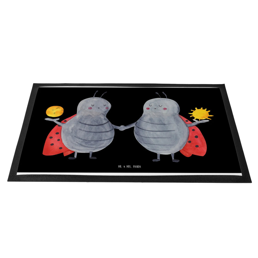 Fußmatte Sternzeichen Zwilling Sauberlaufmatte, Schmutzfänger, Fußabtreter, Schmutzfangteppich, Haustürmatte, Schuhabstreifer, außenmatte, Fußabstreifer, Abtreter, Eingangsmatte, Türmatte, hausmatte, matte haustür, Eingangsteppich, schmutzfangmatten, flurmatte, Fußmatten, sauberlaufmatten, fußmatte, Schmutzmatte, Abtretmatte, Türvorleger, Schmutzfangmatte, türmatten, abstreifer, Fussmatte, Aszendent, Tierkreiszeichen, Sternzeichen, Horoskop, Astrologie, Glückskäfer, Geschenk Juni, Zwilling Sternzeichen, Geschenk Mai, Zwillingsbruder, Zwilling Geschenk, Geburtstag Mai, Zwillinge, Marienkäfer, Zwillingsschwester