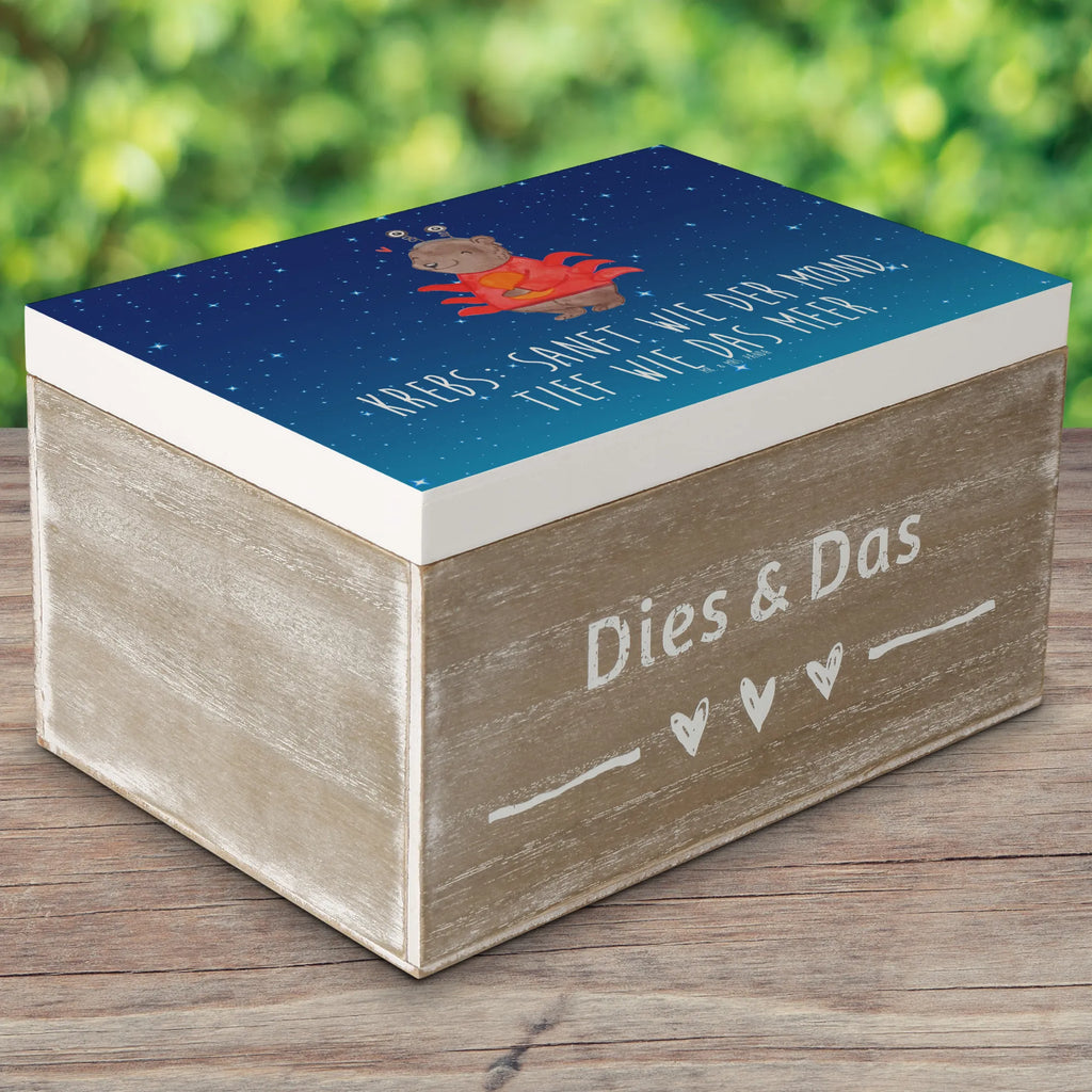 Holzkiste Krebs Astrologie aufbewahrungskiste mit deckel, Holztruhe, holzschachtel, Holzbox, aufbewahrungstruhe, kiste holz, Holzkisten, Holzbox mit Deckel, Holzkiste, Holzkiste mit Deckel, Holzboxen, Box aus Holz, Aufbewahrungskiste, box holz, holzkästchen, holzschatulle, Aufbewahrungsbox, aufbewahrungsboxen, truhe holz, Aufbewahrungsbox aus Holz, Holz Aufbewahrungsbox, Aufbewahrungsbox Holz, aufbewahrungskisten, holztruhen, Schatulle, Tierkreiszeichen, Horoskop, Sternzeichen, Astrologie, Aszendent, Geburtstagsgeschenk, Krebs, Geschenk