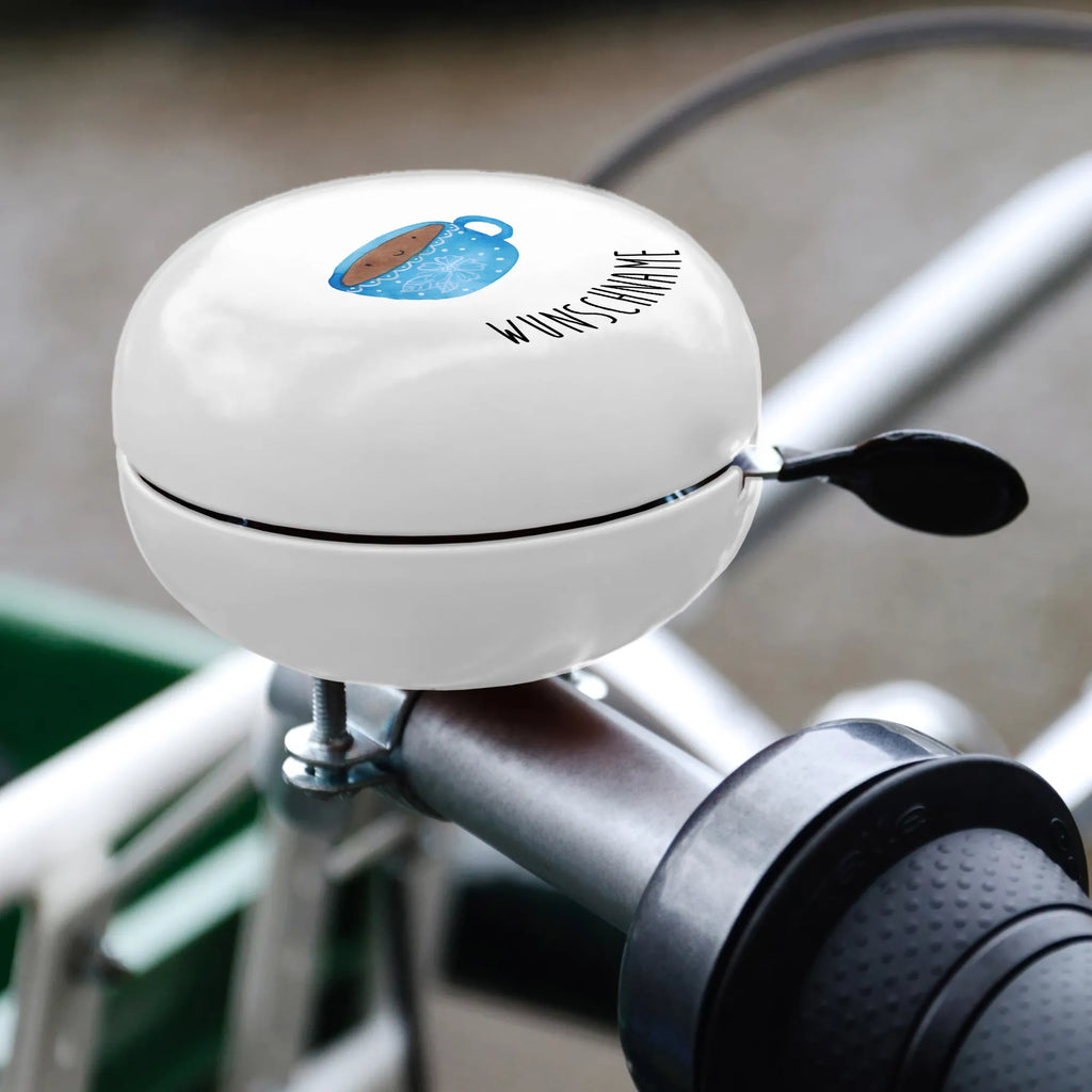 Personalisierte Fahrradklingel Kaffee Tasse Personalisierte Fahrradklingel, Fahrradklingel Für Kinder Mit Namen, Fahrradklingel Für Roller Mit Wunschtext, Klassische Fahrradklingel Mit Namen, Fahrradklingel Für Herren Mit Gravur, Fahrradklingel Mit Spruch Und Name, Fahrradklingel Mit Wunschdesign, Fahrradklingel Mit Personalisierung, Fahrradklingel Geschenk Personalisiert, Fahrradklingel Für E-Bike Mit Gravur, Fahrradklingel Mit Wunschtext, Fahrradklingel Modern Mit Gravur, Fahrradklingel Mit Liebevoller Botschaft, Fahrradklingel Mit Gravur, Fahrradklingel Mit Eigener Botschaft, Fahrradklingel Individuell Gestalten, Fahrradklingel Für Jungen Mit Wunschtext, Fahrradklingel Mit Namen, Fahrradklingel Für Mädchen Mit Namen, Fahrradklingel Mit Initialen, Fahrradklingel Für Damen Personalisiert, Fahrradklingel Personalisiert Mit Namen, Fahrradklingel Mit Text, Bunte Fahrradklingel Personalisiert, Fahrradglocke Mit Gravur, Fahrradklingel Einfach Montierbar Mit Wunschtext, Fahrradklingel Für Citybike Mit Namen, Runde Fahrradklingel Mit Wunschtext, Fahrradklingel Selbst Gestalten, Lustige Fahrradklingel Mit Wunschtext, Tiermotive, Gute Laune, lustige Sprüche, Tiere, Glücklich, Tasse, Geschmack, Liebe, Kaffee, Genuss