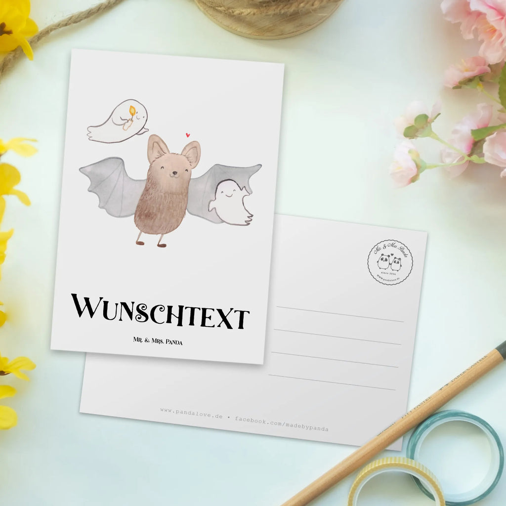 Personalisierte Postkarte Fledermaus Gespenster Ansichtskarte mit Wunschtext, Postkarte personalisierbar, Einladung mit Namen, Karte mit Wunschtext, Grußkarte mit Wunschtext, Postkarte bedrucken, Grußkarte mit Namen, Geschenkkarte mit Wunschtext, Karte mit Namen, Geschenkkarte mit Namen, Einladung mit Wunschtext, Postkarte mit Namen, Postkarte mit Wunschtext, Ansichtskarte mit Namen, Halloween, Deko, Martinssingen, Dekoration, Geschenke, Schenken, Fledermaus, Trick or Treat, Gespenster, Halloween Deko, Süßes sonst gibt's saures
