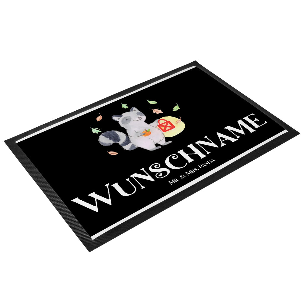 Personalized doormat Raccoon Lantern Personalisierte Fußmatte, Türvorleger Personalisiert, Personalisierung, Namensfussmatte, Wunschnamen, Fußmatte mit Namen, Bedrucken, Haustürmatte Personalisiert, Fußmatte Bedrucken, Personalisiert, Türvorleger mit Namen, Martinssingen, Geschenke, Schenken, Dekoration, Halloween, Deko, Halloween Deko, Herbst, Trick Or Treat, Waschbär, Süßes Sonst Gibt's Saures, Laterne