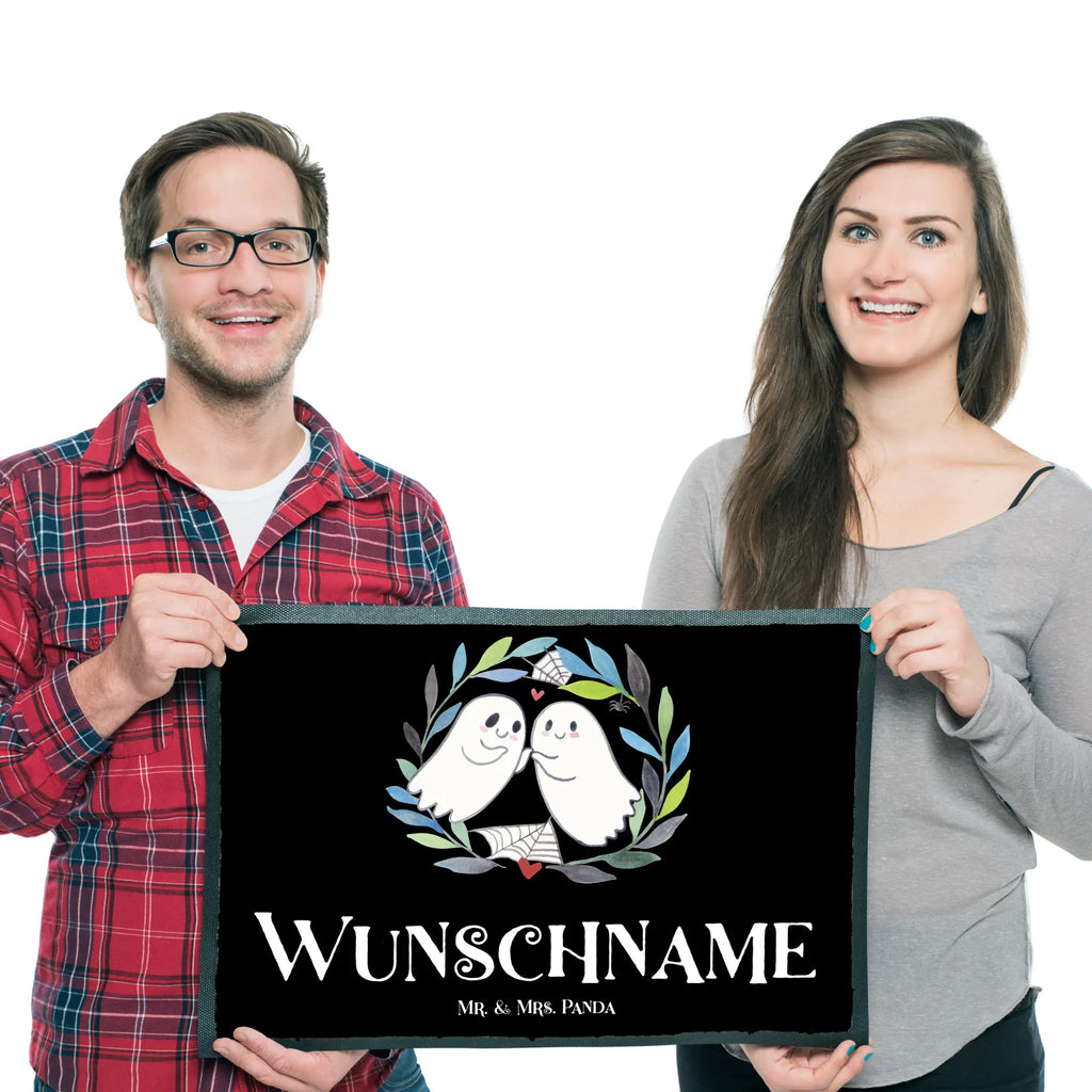 Personalized doormat Ghosts Dear Fußmatte mit Namen, Bedrucken, Personalisierte Fußmatte, Wunschnamen, Fußmatte bedrucken, Personalisiert, Türvorleger mit Namen, Haustürmatte personalisiert, Personalisieruung, Türvorleger personalisiert, Namensfussmatte, Halloween, Deko, Martinssingen, Dekoration, Geschenke, Schenken, Gespenst, Paar, Verliebt