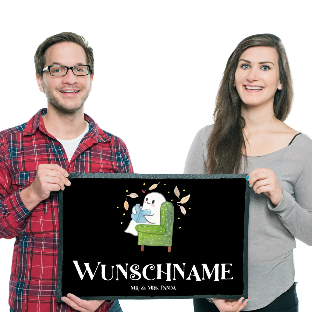 Personalized doormat Ghost Book Haustürmatte Personalisiert, Wunschnamen, Personalisiert, Namensfussmatte, Personalisierung, Türvorleger mit Namen, Bedrucken, Personalisierte Fußmatte, Fußmatte Bedrucken, Fußmatte mit Namen, Türvorleger Personalisiert, Martinssingen, Geschenke, Schenken, Dekoration, Halloween, Deko, Gemütlich, Herbst, Buch, Gespenst