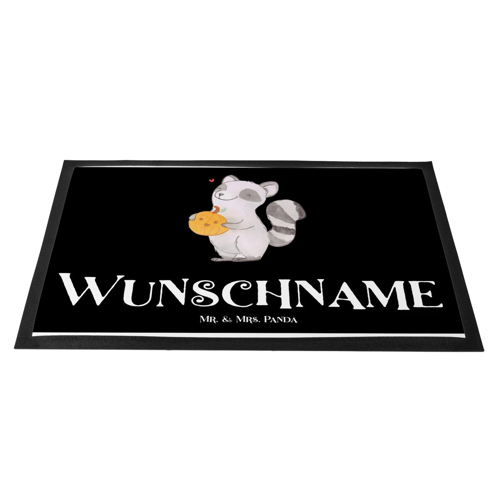 Spersonalizowana wycieraczka szop pracz dynia Wunschnamen, Personalisierte Fußmatte, Namensfussmatte, Fußmatte Bedrucken, Haustürmatte Personalisiert, Personalisierung, Personalisiert, Bedrucken, Türvorleger Personalisiert, Fußmatte mit Namen, Türvorleger mit Namen, Martinssingen, Geschenke, Schenken, Dekoration, Halloween, Deko, Kürbis, Waschbär, Trick Or Treat, Süßes Sonst Gibt's Saures, Halloween Deko
