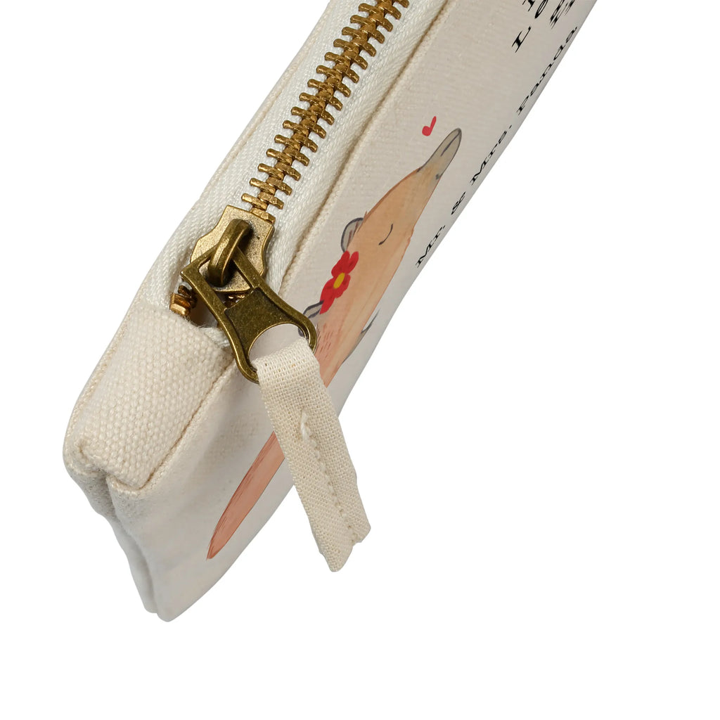 Make-up bag Capybara flower Aufbewahrung für Schminke, Schminktasche Für Unterwegs, Schminktasche Mit Muster, Schminktasche Wasserdicht, Schminktasche Nachhaltig, Schminktasche Für Mädchen, Schminktasche Groß, Schminktasche Blumen, Schminktasche Zum Aufhängen, Schminktasche Mit Fächern, Schminktäschchen, Stifteaufbewahrung, Kosmetiktasche Mit Spiegel, Schminktasche, Kulturbeutel Damen, Schminktasche Transparent, Make-Up Tasche, Schminktasche Stoff, Kosmetiktasche, Kosmetiktasche Damen, Schminktasche Mit Reißverschluss, Schminktasche für Unterwegs, Schminktasche Modern, Reise-Kosmetiktasche, Schminktasche Tiermotiv, Schminktasche Leder, Kosmetiktasche Für Handtasche, Schminktasche Klein, Schminktasche Geschenk, Schminktasche Für Teenager, Schminktasche Reise, Kosmetiktasche Organizer, Schminkbeutel, Kosmetiktasche Zum Mitnehmen, Schminktasche Minimalistisch, Tiermotive, Gute Laune, lustige Sprüche, Tiere, Capybara