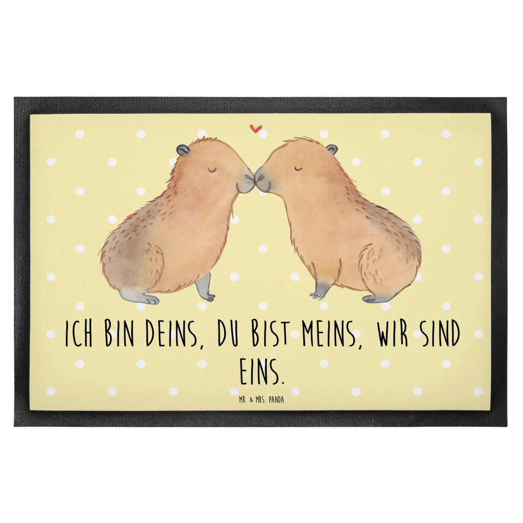 Doormat Capybara love außenmatte, Schmutzfangteppich, Schuhabstreifer, Eingangsteppich, Fußabstreifer, Fussmatte, Haustürmatte, Sauberlaufmatte, fußmatte, sauberlaufmatten, Schmutzfänger, Abtreter, Schmutzfangmatte, flurmatte, Eingangsmatte, Schmutzmatte, schmutzfangmatten, matte haustür, Fußabtreter, Abtretmatte, Fußmatten, türmatten, Türmatte, hausmatte, Türvorleger, abstreifer, Lustige Sprüche, Tiere, Tiermotive, Gute Laune, Verliebt, Beziehung, Liebesspruch, Herzlich, Jahrestag, Tierliebe, Partnertiere, Ich Bin Deins, Valentinstag, Paar, Geschenkidee, Romantisches Geschenk, Kuschel Capybaras, Ehejubiläum, Verschmolzen, Liebe, Handgezeichnet, Du Bist Meins, Capybara, Liebesbeweis