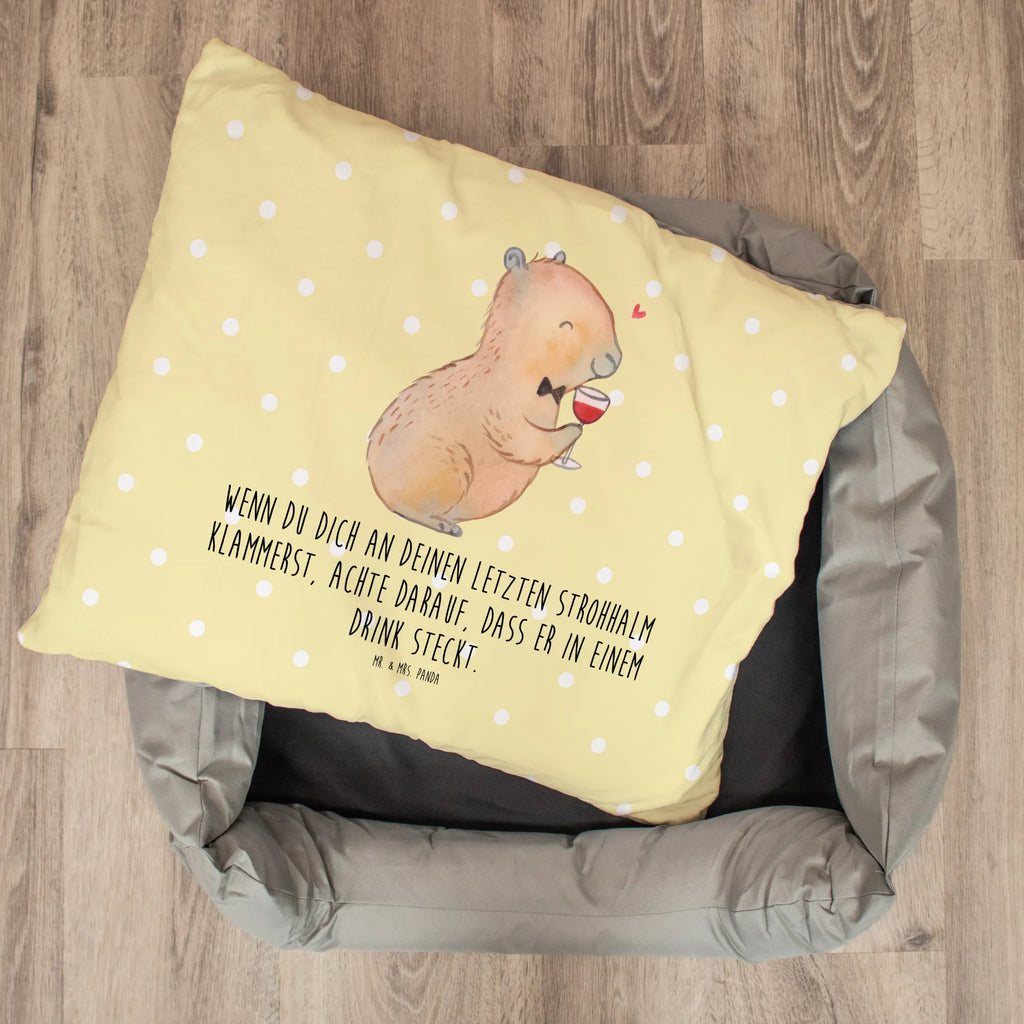 Katzenbett Capybara Wein Tierbett, Kater, Katze, Katzenliege, Körbchen, Katenborb, Katzenbett, Tiermotive, Gute Laune, lustige Sprüche, Tiere, Capybara Weinflasche, Capybara Kunstwerk, Liebe zum Wein Spruch, Capybara Zeichnung, Adrette Tiere, Stilvolles Capybara, Handgezeichnetes Capybara, Panda Handzeichnung, Weintrinkendes Nagetier, Geschenk für Weinkenner, Wein Spaßbild, Heiterer Capybara, Weinliebhaber Geschenk