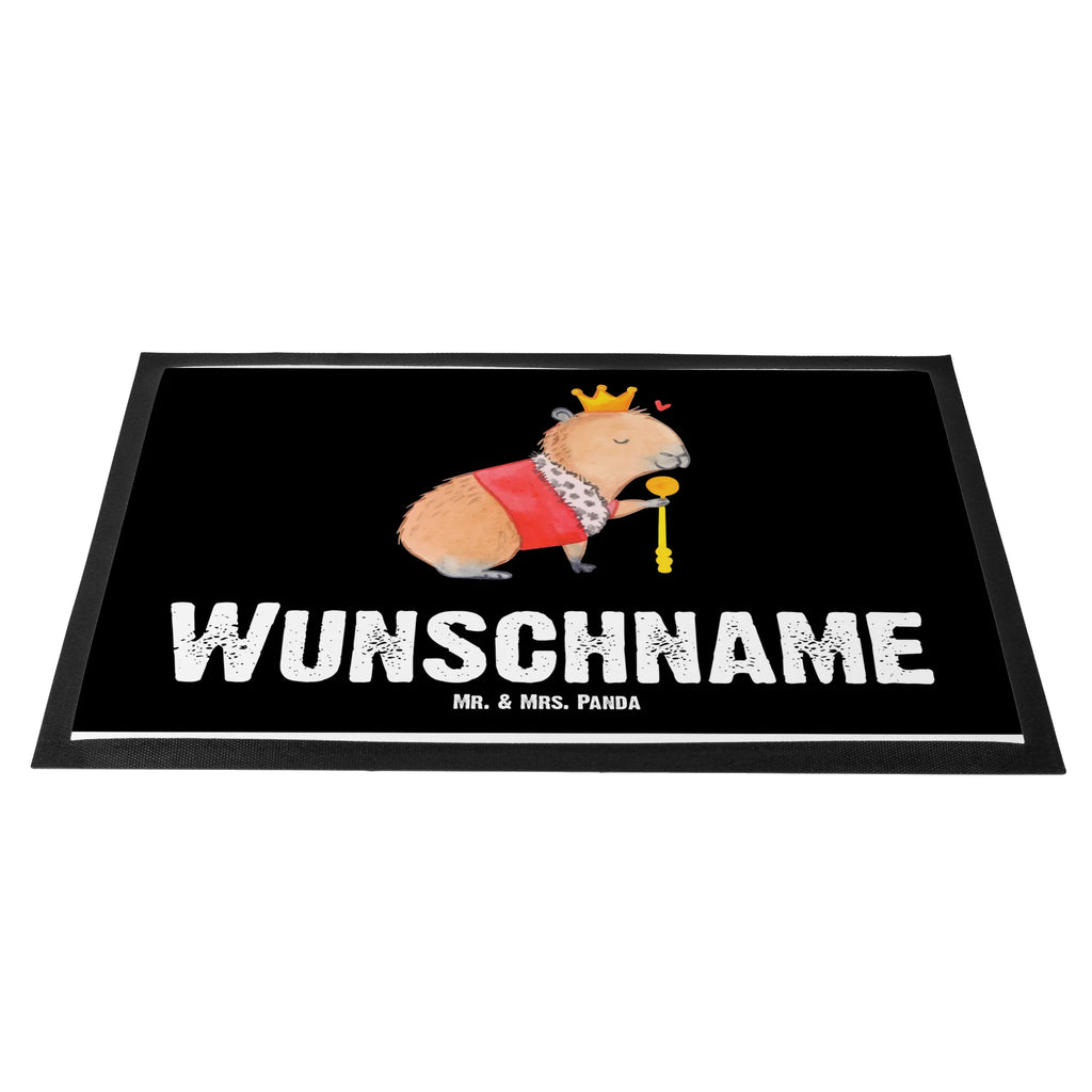 Personalisierte Fußmatte Capybara König Personalisierte Fußmatte, Wunschnamen, Fußmatte Bedrucken, Personalisierung, Bedrucken, Fußmatte mit Namen, Haustürmatte Personalisiert, Türvorleger mit Namen, Türvorleger Personalisiert, Namensfussmatte, Personalisiert, Gute Laune, Tiermotive, Tiere, Lustige Sprüche, König, Capybara