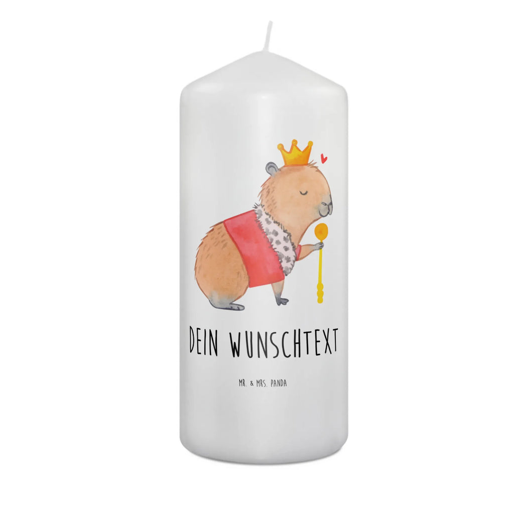 Personalisierte Kerze Capybara König Fair-Trade-Kerze Mit Namensgravur, Kerze Mit Namen, Votivkerze Mit Wunschname, Gedenkkerze Mit Namen, Laternenkerze Mit Namensdruck, Tischkerze Mit Namensdruck, Bio-Kerze Mit Wunschname, Blockkerze Mit Namensdruck, Tafelkerze Mit Wunschname, LED-Kerze Mit Wunschname, Handgegossene Kerze Mit Namen, Kerze Mit Prägung Und Wunschname, Kommunionkerze Mit Namen, Stabkerze Mit Gravur, Personalisierte Kerze, Glas-Kerze Mit Wunschname, Gastgeschenk Kerze Mit Namen, Taufekerze Mit Namensgravur, Gartenkerze Mit Namen, Duftkerze Mit Namen, Andachtskerze Mit Namensgravur, Stumpenkerze Mit Namensgravur, Grabkerze Mit Namensgravur, Firmungskerze Mit Wunschname, Teelicht Mit Namensdruck, Holz-Kerze Mit Namen, Weihnachtskerze Mit Namensgravur, Kerzen-Set Mit Namensgravur, Kerze Für Hochzeit Mit Namensgravur, Stearinkerze Mit Gravur, Kerze Mit Spruch Und Namen, Schwimmkerze Mit Namen, Handgemachte Kerze Mit Wunschname, Outdoor-Kerze Mit Namensgravur, Streukerze Mit Namensdruck, Bienenwachskerze Mit Wunschname, Metall-Kerze Mit Namensgravur, Osterkerze Mit Namen, Kerze Für Geburtstag Mit Wunschname, Trauerkerze Mit Namen, Adventskerze Mit Wunschname, Sojawachskerze Mit Namensdruck, Lustige Sprüche, Tiere, Tiermotive, Gute Laune, König, Capybara