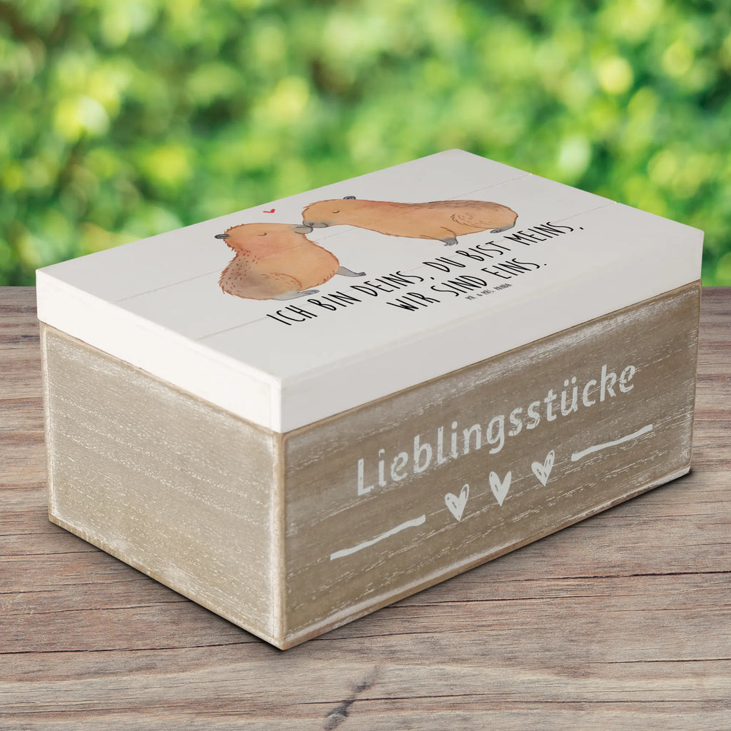 Holzkiste Capybara Liebe Aufbewahrungsbox Holz, holzschatulle, Schatulle, truhe holz, holztruhen, aufbewahrungskisten, box holz, aufbewahrungskiste mit deckel, Aufbewahrungsbox aus Holz, Box aus Holz, Holzkiste mit Deckel, kiste holz, aufbewahrungstruhe, Holzbox mit Deckel, Aufbewahrungsbox, Holz Aufbewahrungsbox, aufbewahrungsboxen, Aufbewahrungskiste, Holzkisten, Holztruhe, Holzboxen, Holzbox, Holzkiste, holzschachtel, holzkästchen, Lustige Sprüche, Tiere, Tiermotive, Gute Laune, Paar, Verschmolzen, Beziehung, Romantisches Geschenk, Handgezeichnet, Liebesbeweis, Valentinstag, Kuschel Capybaras, Tierliebe, Liebe, Capybara, Jahrestag, Du Bist Meins, Liebesspruch, Ehejubiläum, Herzlich, Ich Bin Deins, Geschenkidee, Verliebt, Partnertiere