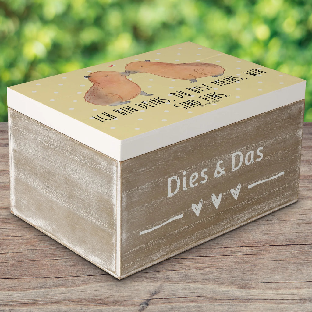 Holzkiste Capybara Liebe Aufbewahrungsbox Holz, holzschatulle, Schatulle, truhe holz, holztruhen, aufbewahrungskisten, box holz, aufbewahrungskiste mit deckel, Aufbewahrungsbox aus Holz, Box aus Holz, Holzkiste mit Deckel, kiste holz, aufbewahrungstruhe, Holzbox mit Deckel, Aufbewahrungsbox, Holz Aufbewahrungsbox, aufbewahrungsboxen, Aufbewahrungskiste, Holzkisten, Holztruhe, Holzboxen, Holzbox, Holzkiste, holzschachtel, holzkästchen, Lustige Sprüche, Tiere, Tiermotive, Gute Laune, Paar, Verschmolzen, Beziehung, Romantisches Geschenk, Handgezeichnet, Liebesbeweis, Valentinstag, Kuschel Capybaras, Tierliebe, Liebe, Capybara, Jahrestag, Du Bist Meins, Liebesspruch, Ehejubiläum, Herzlich, Ich Bin Deins, Geschenkidee, Verliebt, Partnertiere