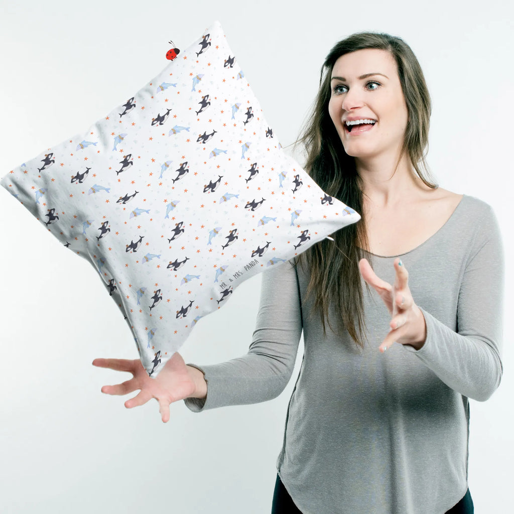 40x40 Kissen Orca Zylinder Muster Dekokissen Sofa, 40 X 40 Kissen, Kopfkissen 40x40, Dekokissen, couchkissen 40x40, Kuschelkissen, Kopfkissen, Kissen 40x40, kissen für sofa, couch kissen, wurfkissen, Couchkissen, microfaser zierkissen, Kissen, Sofakissen, zier kissen, sofa kissen, Zierkissen, Motivkissen, microfaser dekokissen, kissen mikrofaser, kuschelkissen 40x40, Polsterkissen, wohnzimmer kissen, microfaser kopfkissen, kissen 40 x 40, Sofakissen 40x40, kissen für couch, microfaser sofakissen, kuschel kissen, Dekokissen 40x40, Mikrofaser Kissen, deko kissen, zierkissen 40x40, 40x40 kissen, Meer, Urlaub, Meerestiere, Glückwunsch, Feier, Konfetti, Narwal, Glitzer, Fest, Fete, Glitter, Orca, Geburtstag