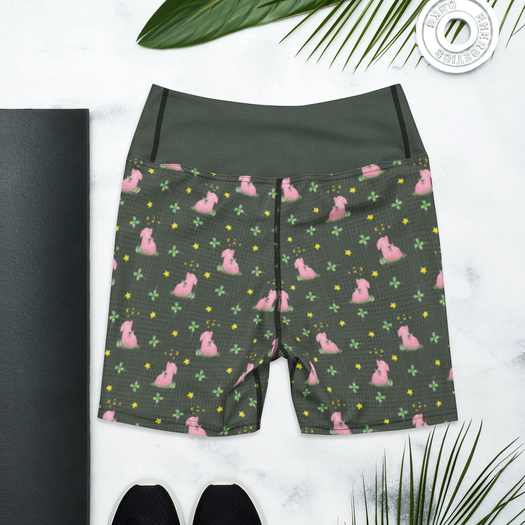 Szorty do jogi świnia Szczęście Sportshorts Damen, Sporthose, Sportbekleidung, Yoga Shorts, Yoga Shorts Damen, Yogabekleidung, Sportshorts, Fitnesshose, Yogashorts, Tiermotive, Gute Laune, lustige Sprüche, Tiere, Ziele, Schweinchen, Glücksbringer, Glücksschwein. Glück, Träume, Motivation, Sterne, Sernchen, Schwein